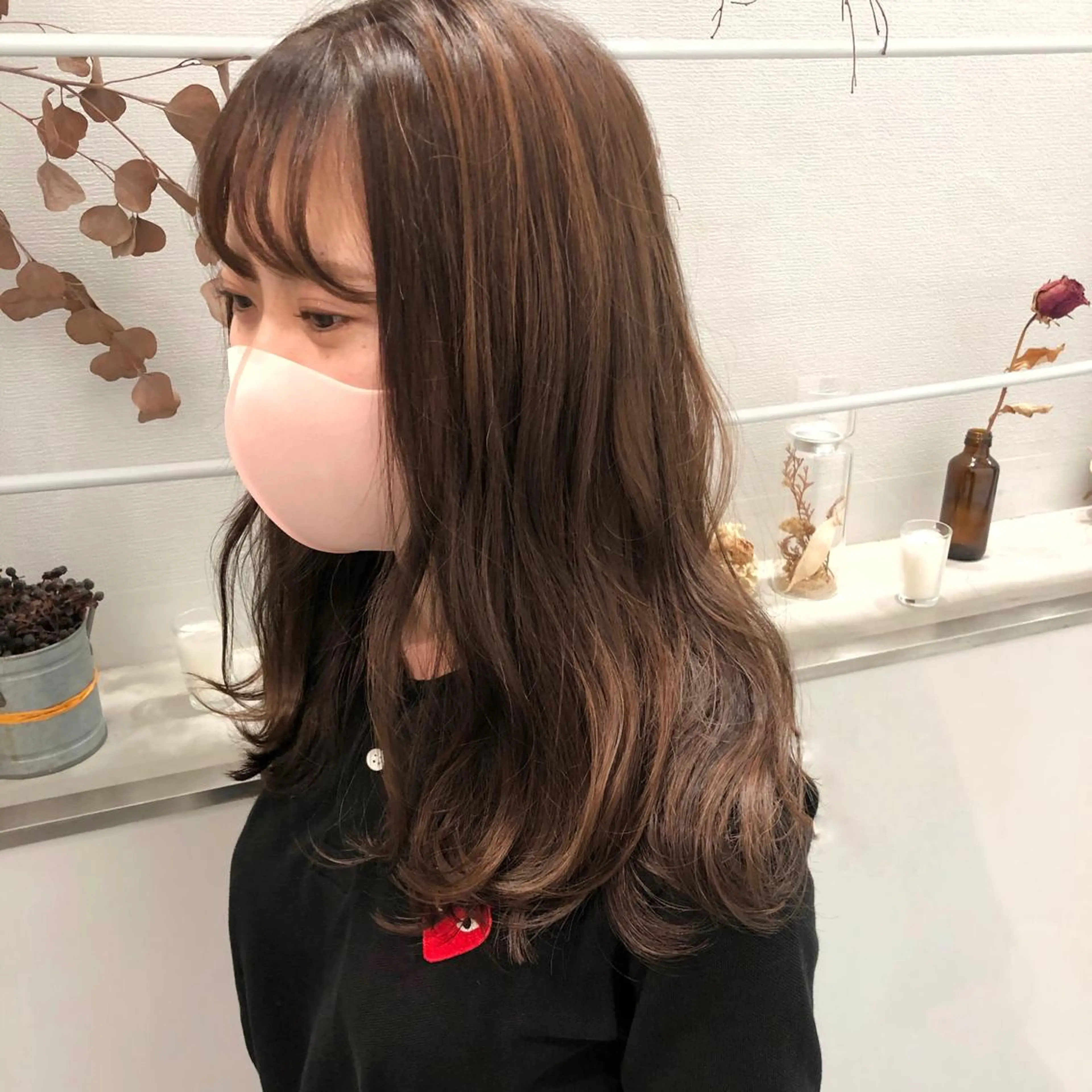 ロング カラー ベージュカラー ハイライトカラー ハイライト 柏木  彩花のヘアスタイル