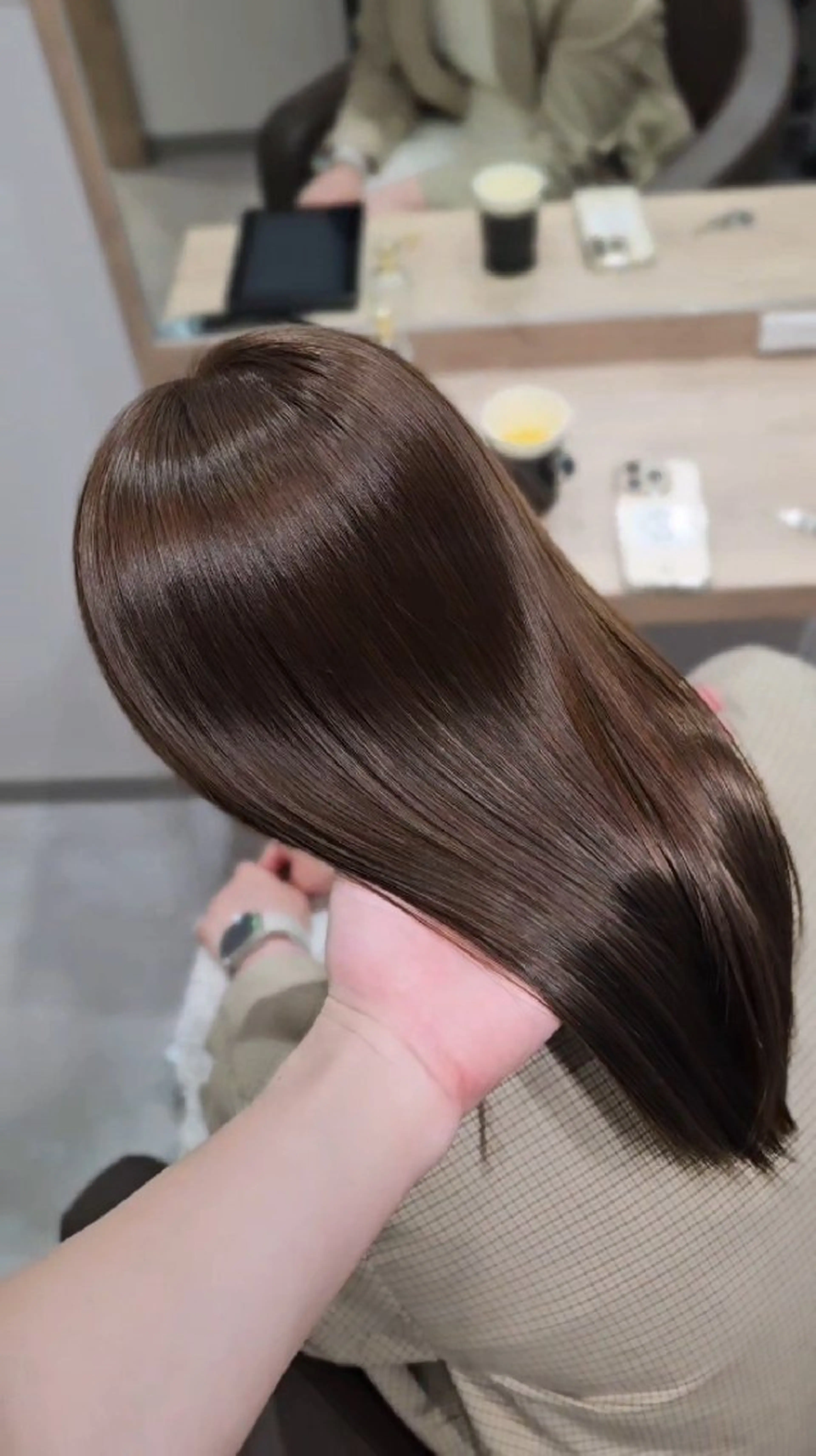 ミディアム カラー ベージュカラー カット ヘアカラー トリートメント サロウィン　神戸三宮店所属・三宮No.1ブリーチ 無しカラー/杉山太貴のヘアスタイル