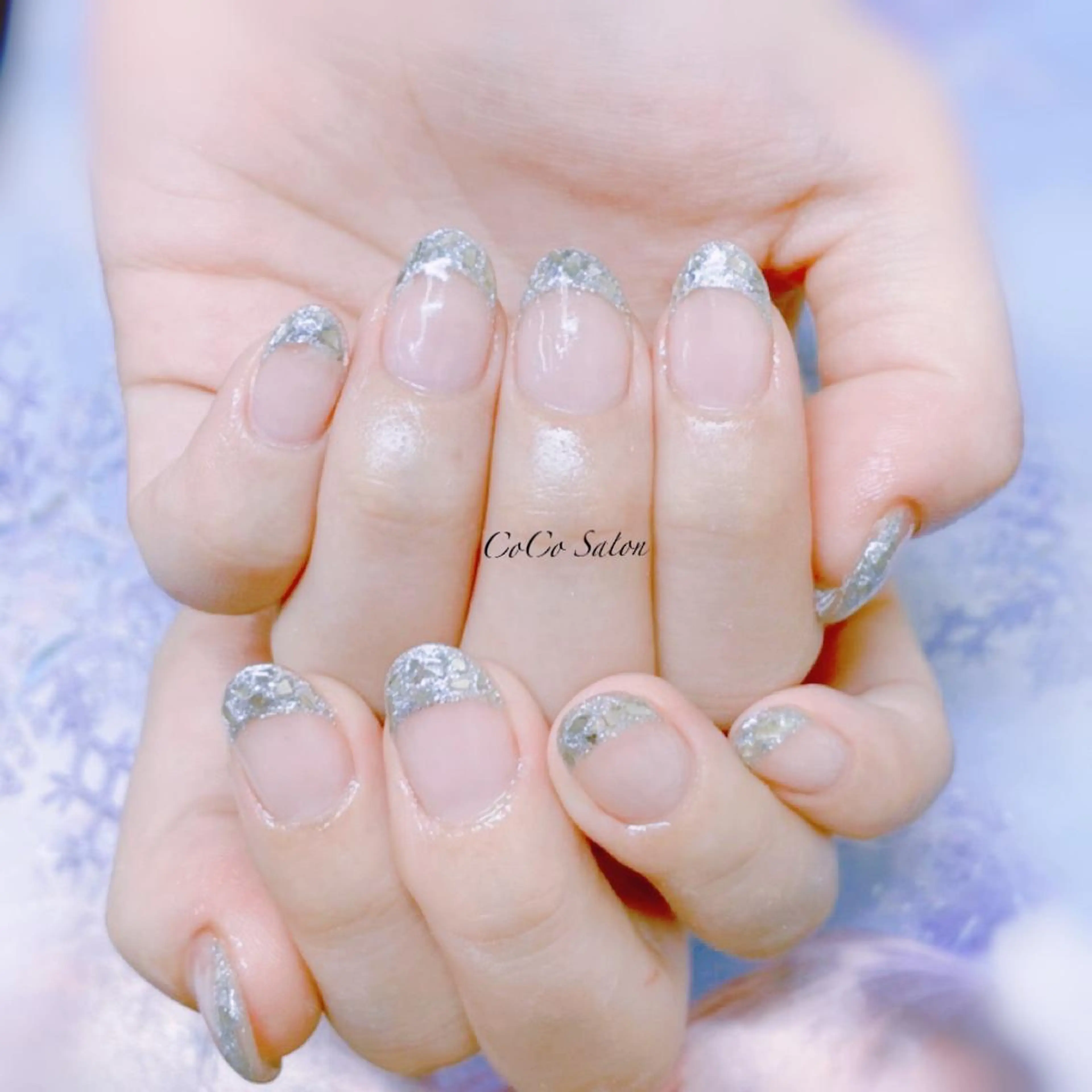 ネイル 長さ出し フレンチネイル ジェルネイル ガラスフレンチ ホログラムネイル ハンドネイル CoCoSalon ネイル/まつ毛予約のネイルデザイン