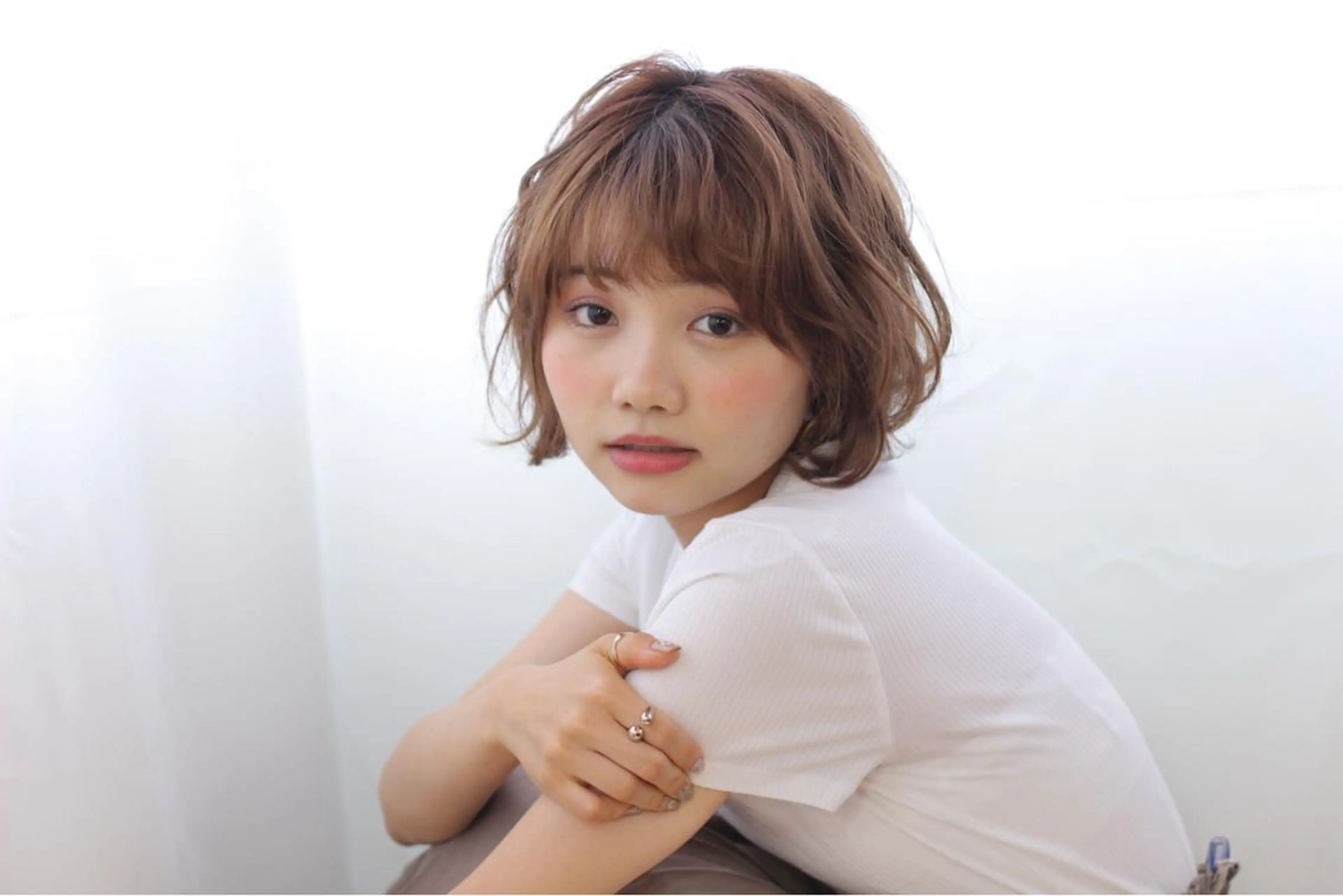 ショート 透明感カラー⭐️ 田嶋麗奈のヘアスタイル