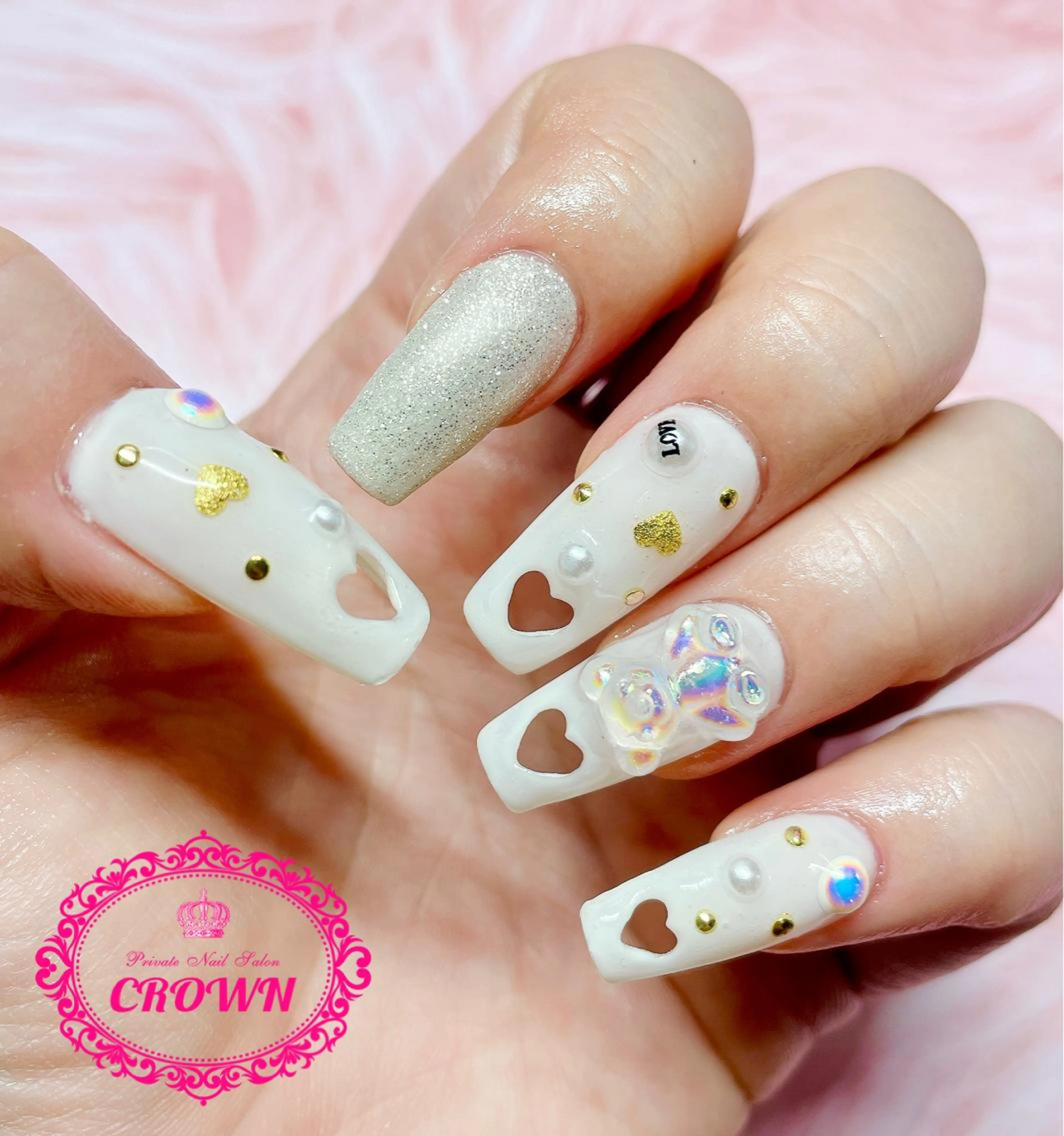 ネイル CROWN プライベートサロンのネイルデザイン
