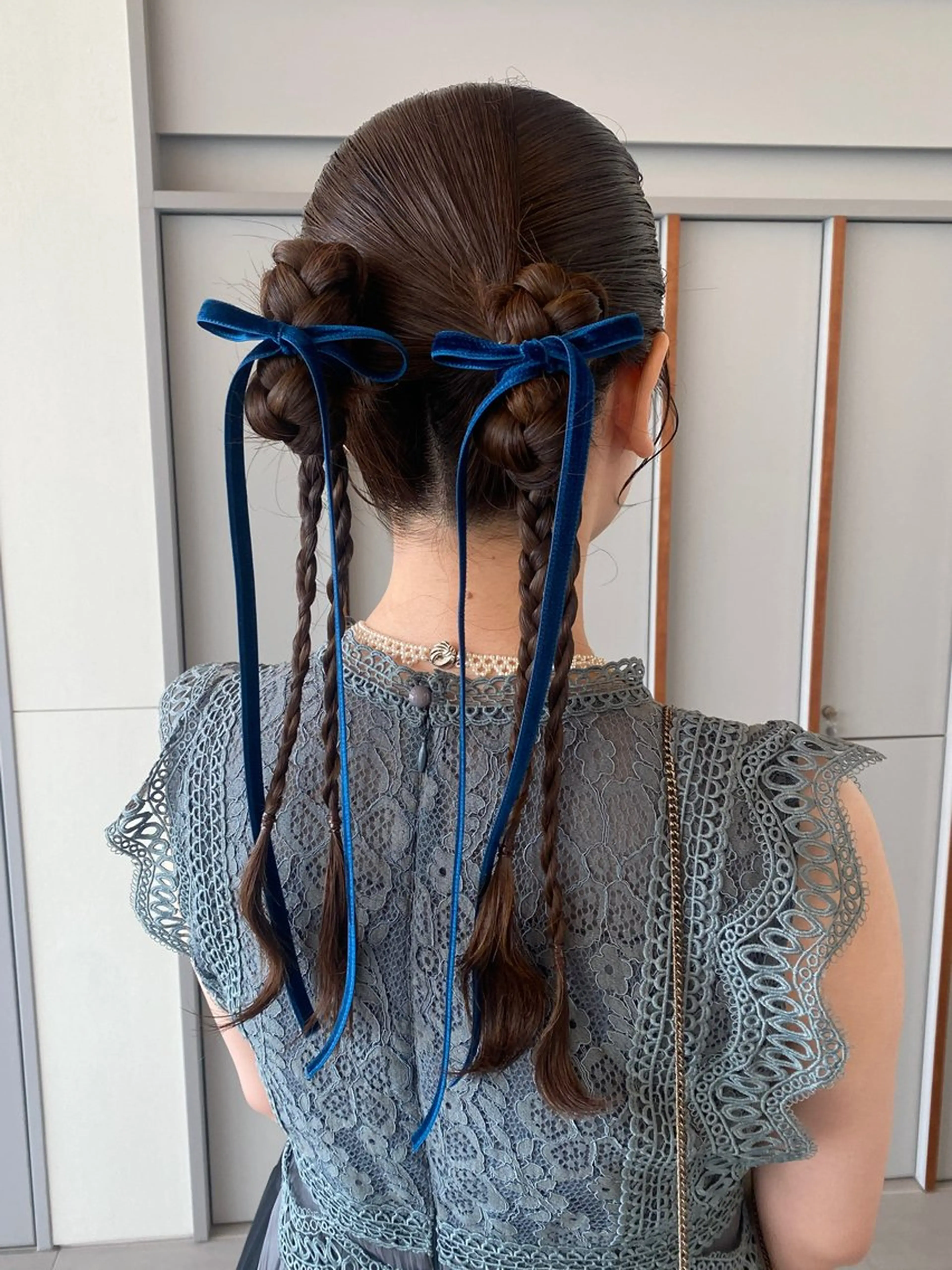 ヘアアレンジ ヘアセット 高発色ブリーチ/ ハイレイヤー🪽aiのヘアスタイル