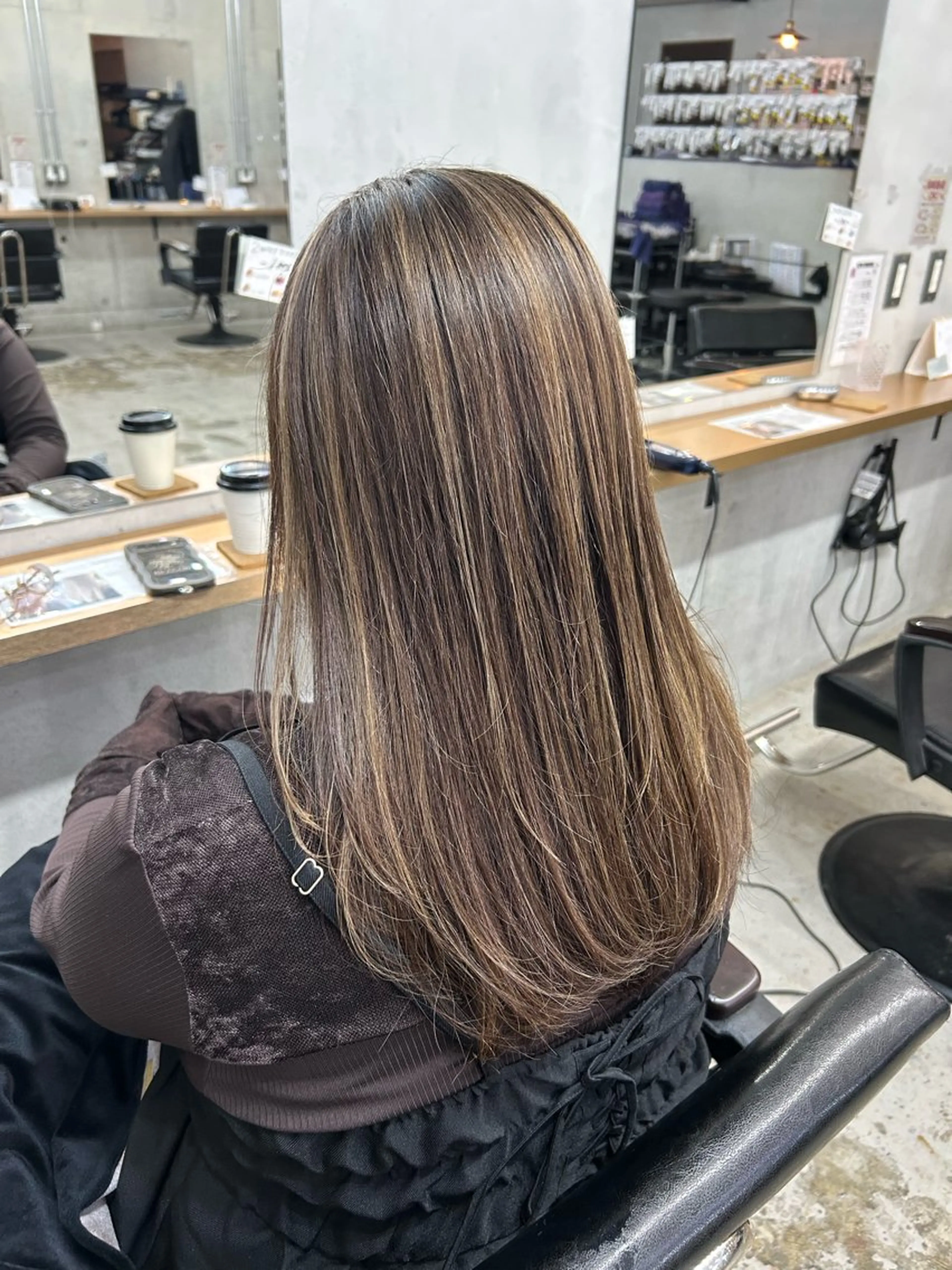 セミロング 3Dハイライト ハイライト 山中 望緒のヘアスタイル