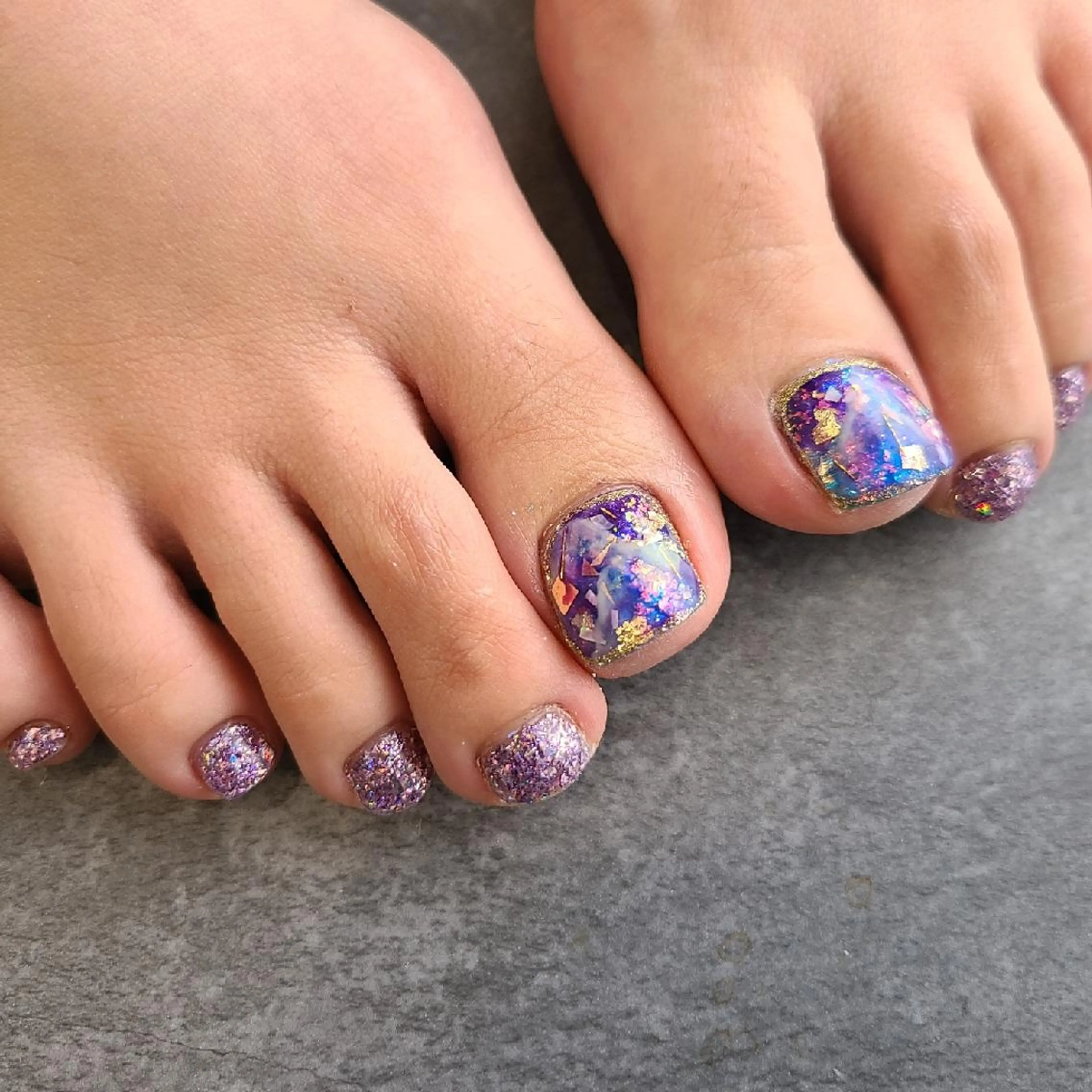 ネイル パープル フットネイル NOGUCHI  KANAのネイルデザイン