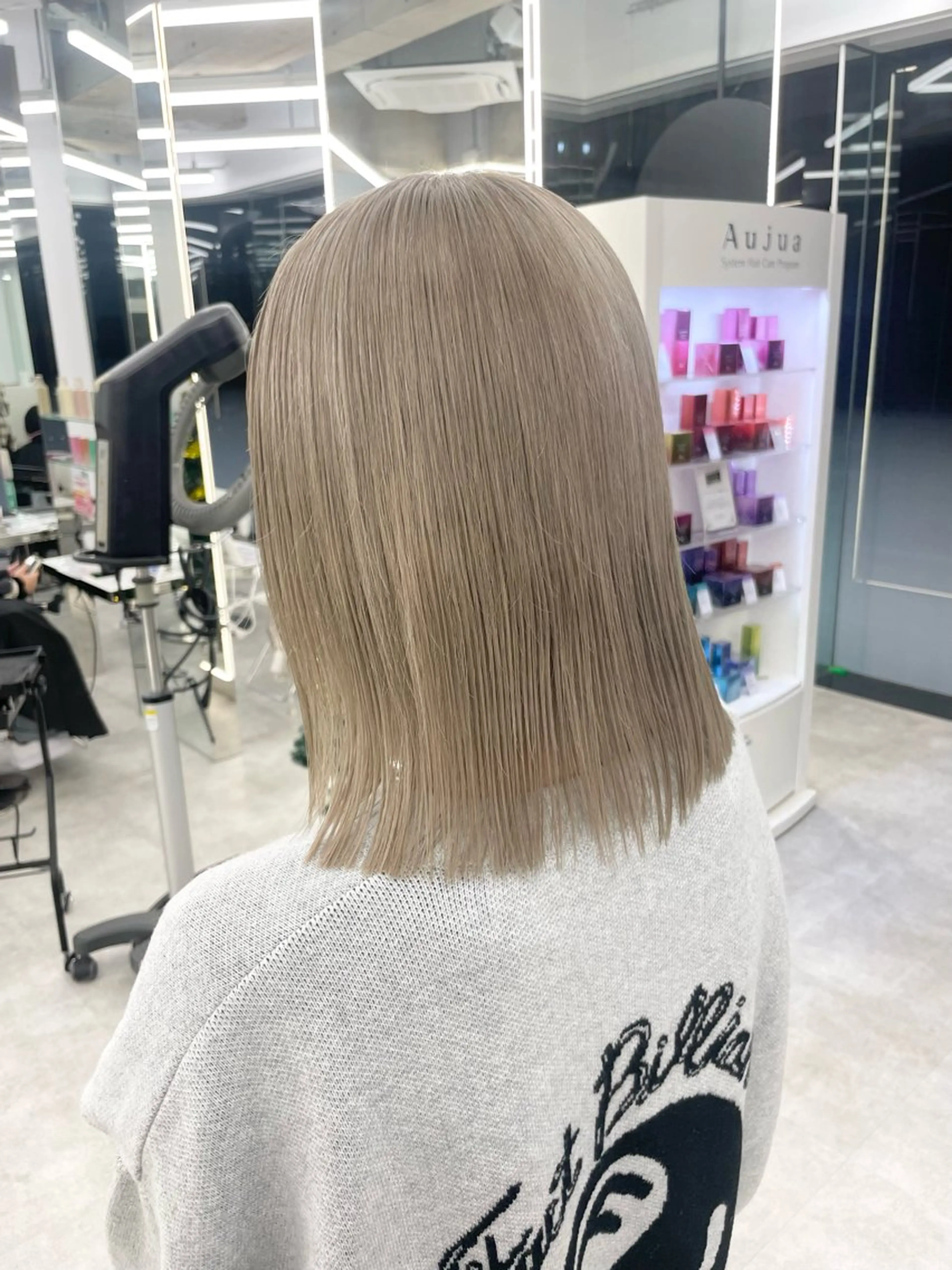 ミディアム カラー ヘアアレンジ ヘアカラー トリートメント 【Sweep】おじま のぞみのヘアスタイル