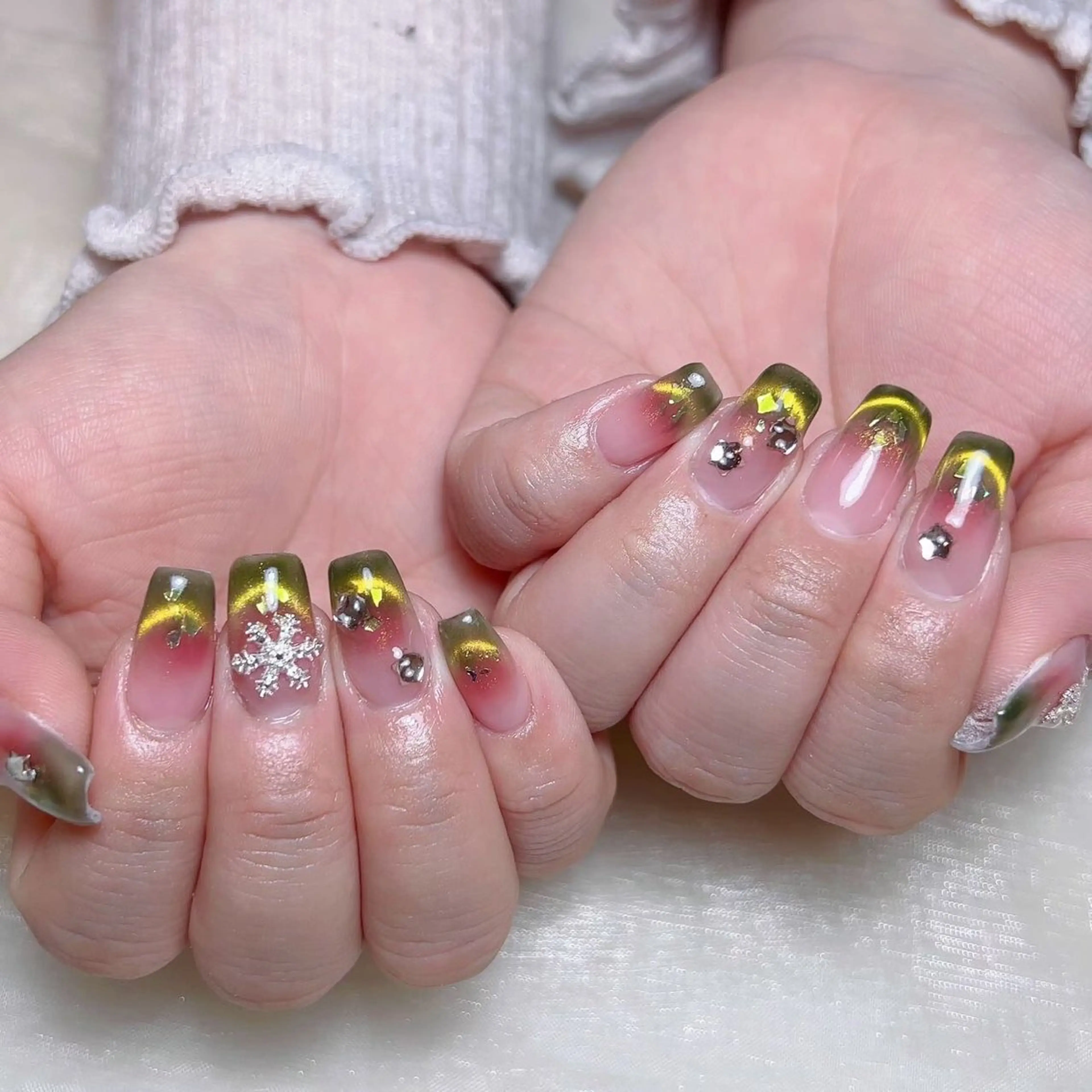 ネイル ハンドネイル NAILサロン 木にいるのネイルデザイン