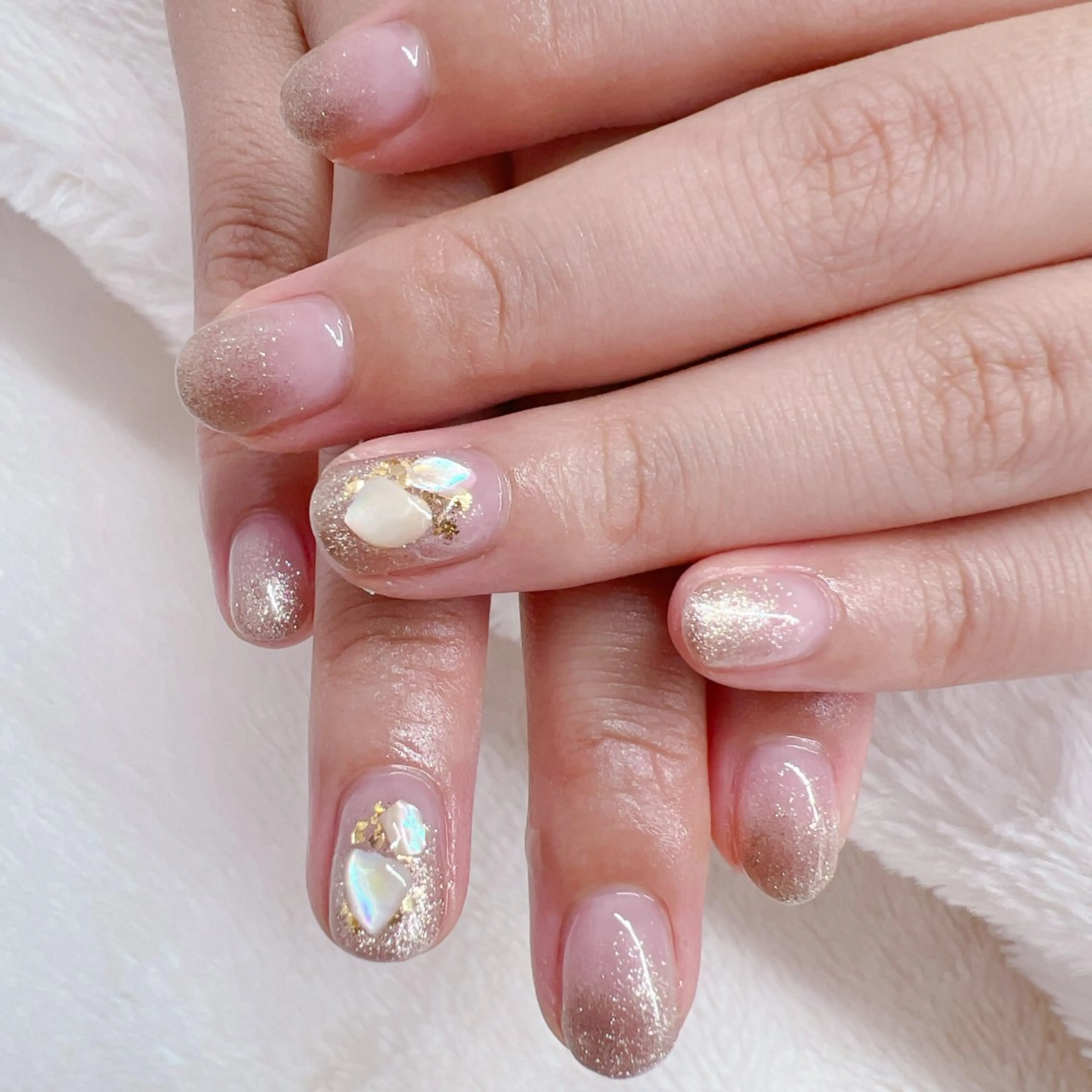 ネイル ハンドネイル Emi lyのネイルデザイン