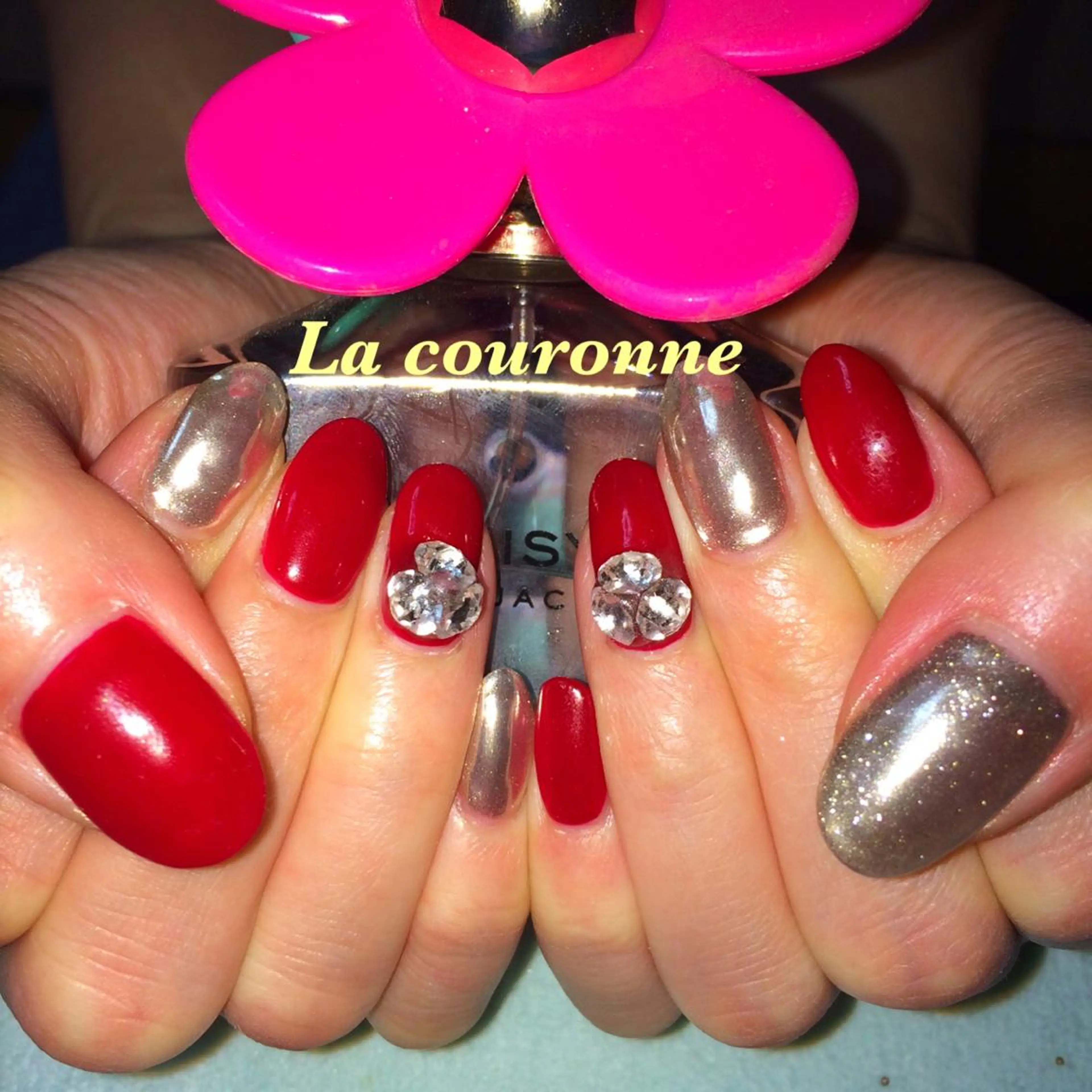 ネイル ミラーネイル Lacouronne NATSUMIのネイルデザイン