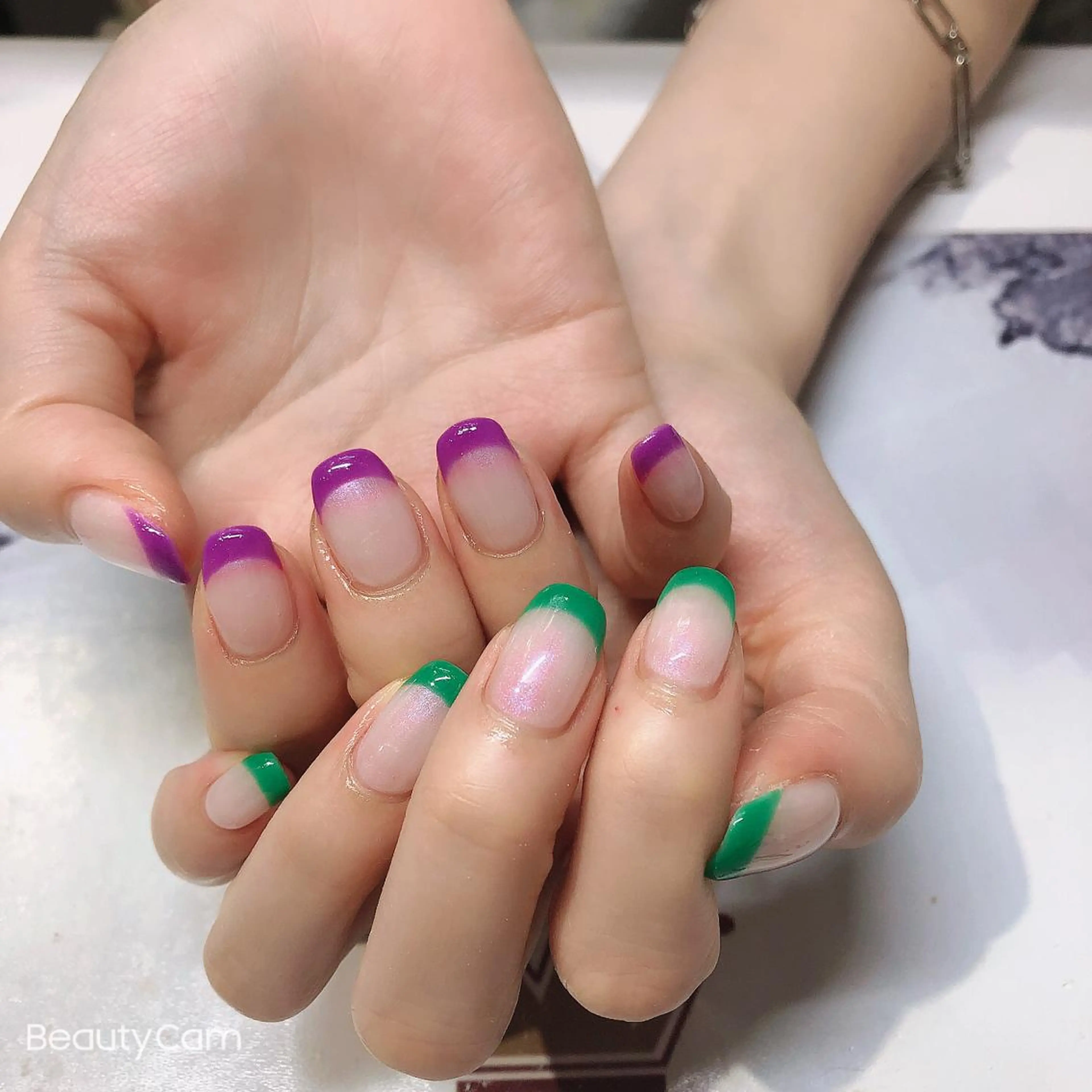 ネイル ワンカラーネイル ハンドネイル Guarendo錦糸町店所属・ガレンドウ 白澤 愛子のネイルデザイン