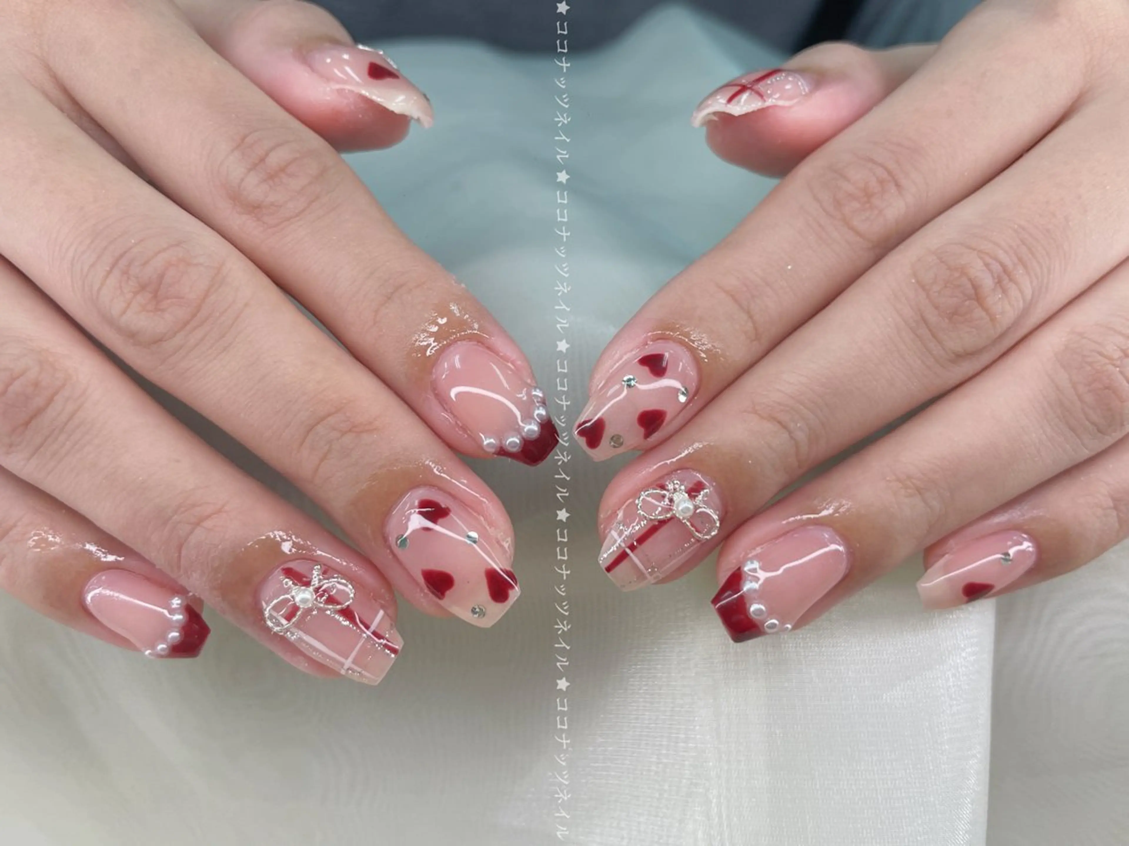 ネイル べっ甲ネイル フレンチネイル キラキラネイル マグネットネイル 大理石ネイル(マーブル) ハンドネイル 神田 ココナッツのネイルデザイン