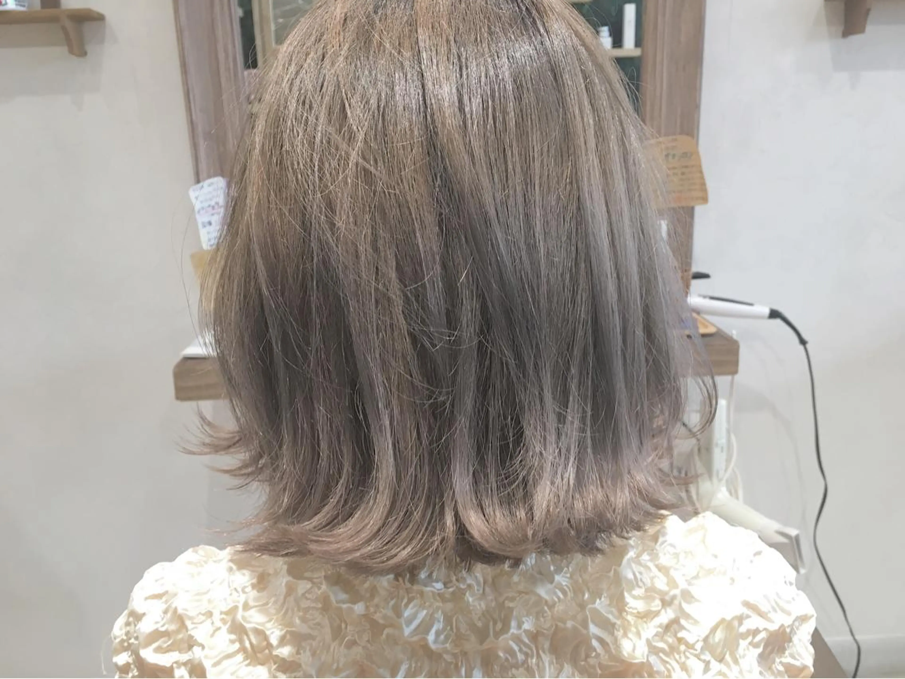 ミディアム カラー nakahara madokaのヘアスタイル
