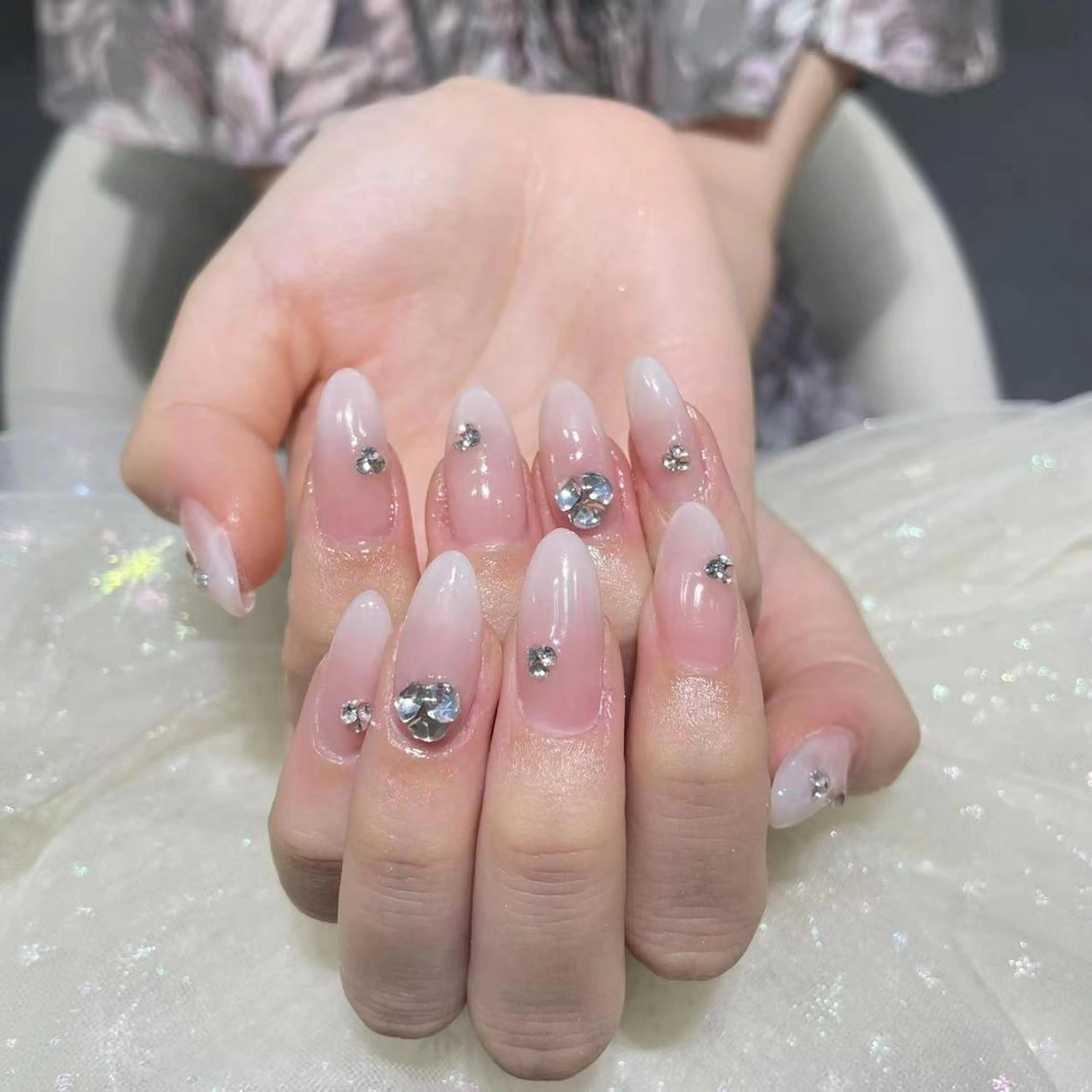 ネイル アートネイル 長さ出し スカルプネイル Queens ゲンのネイルデザイン