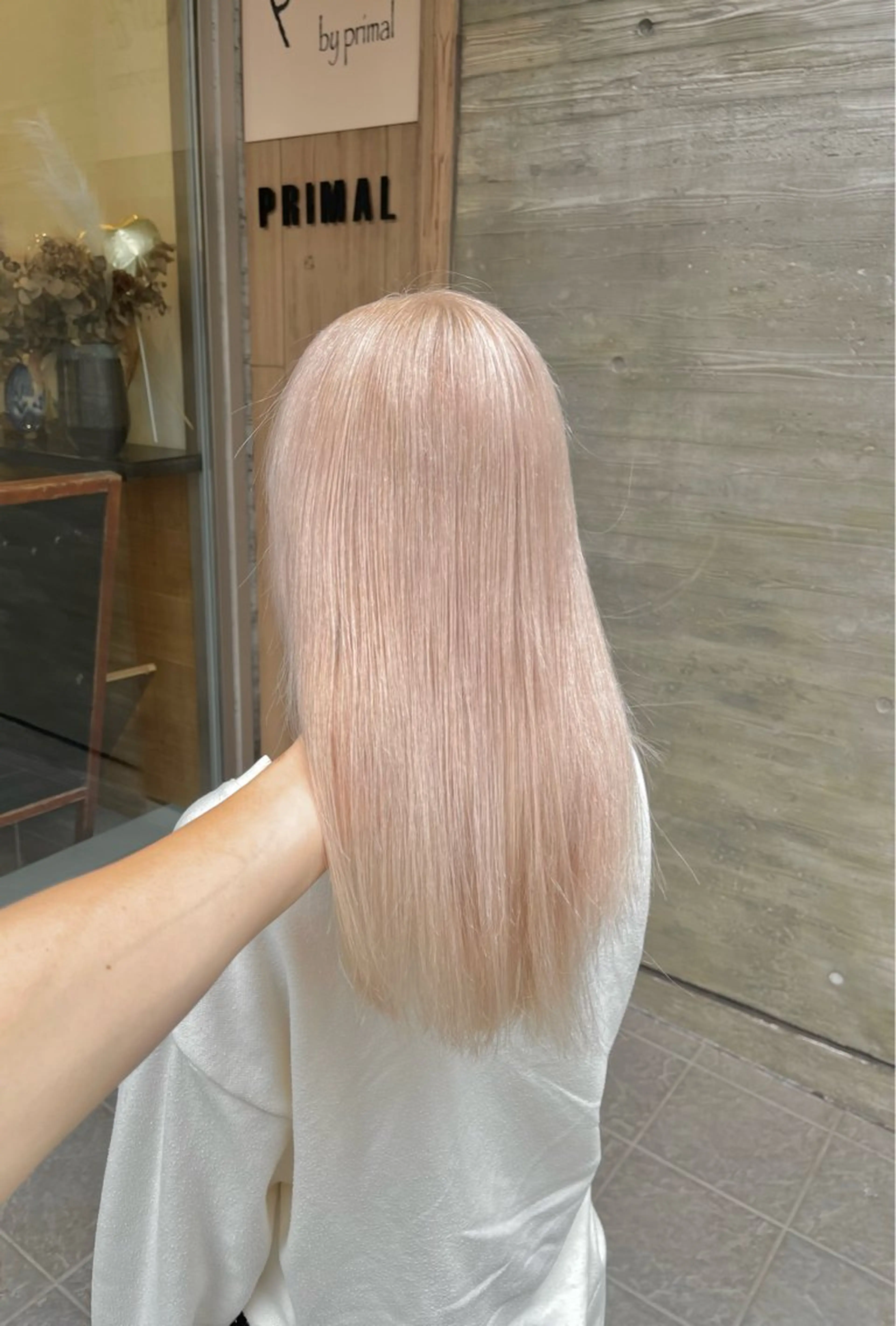 セミロング カラー ヘアカラー ハイトーンカラ ー/小川のヘアスタイル