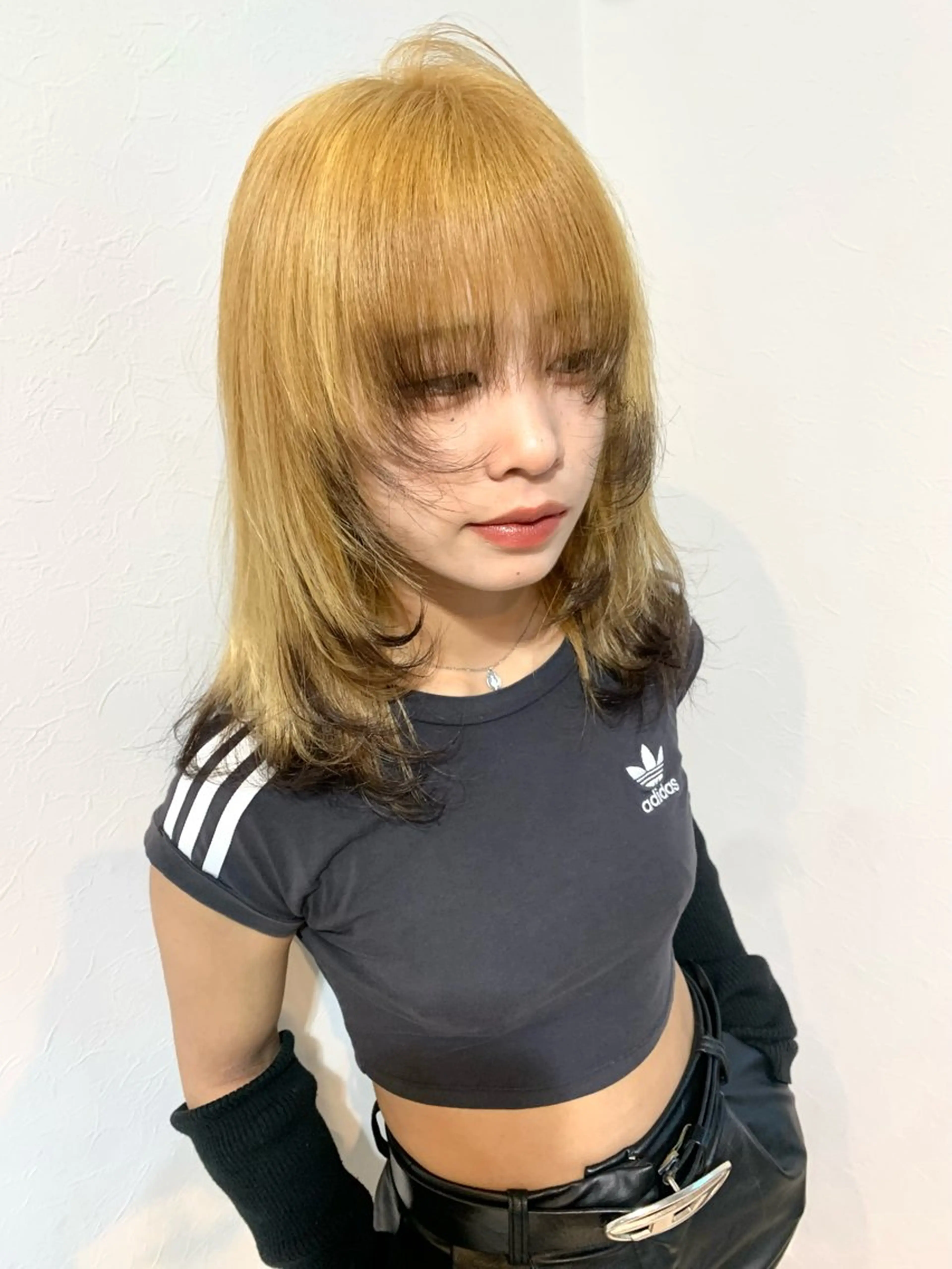 セミロング annuy MIHANAのヘアスタイル