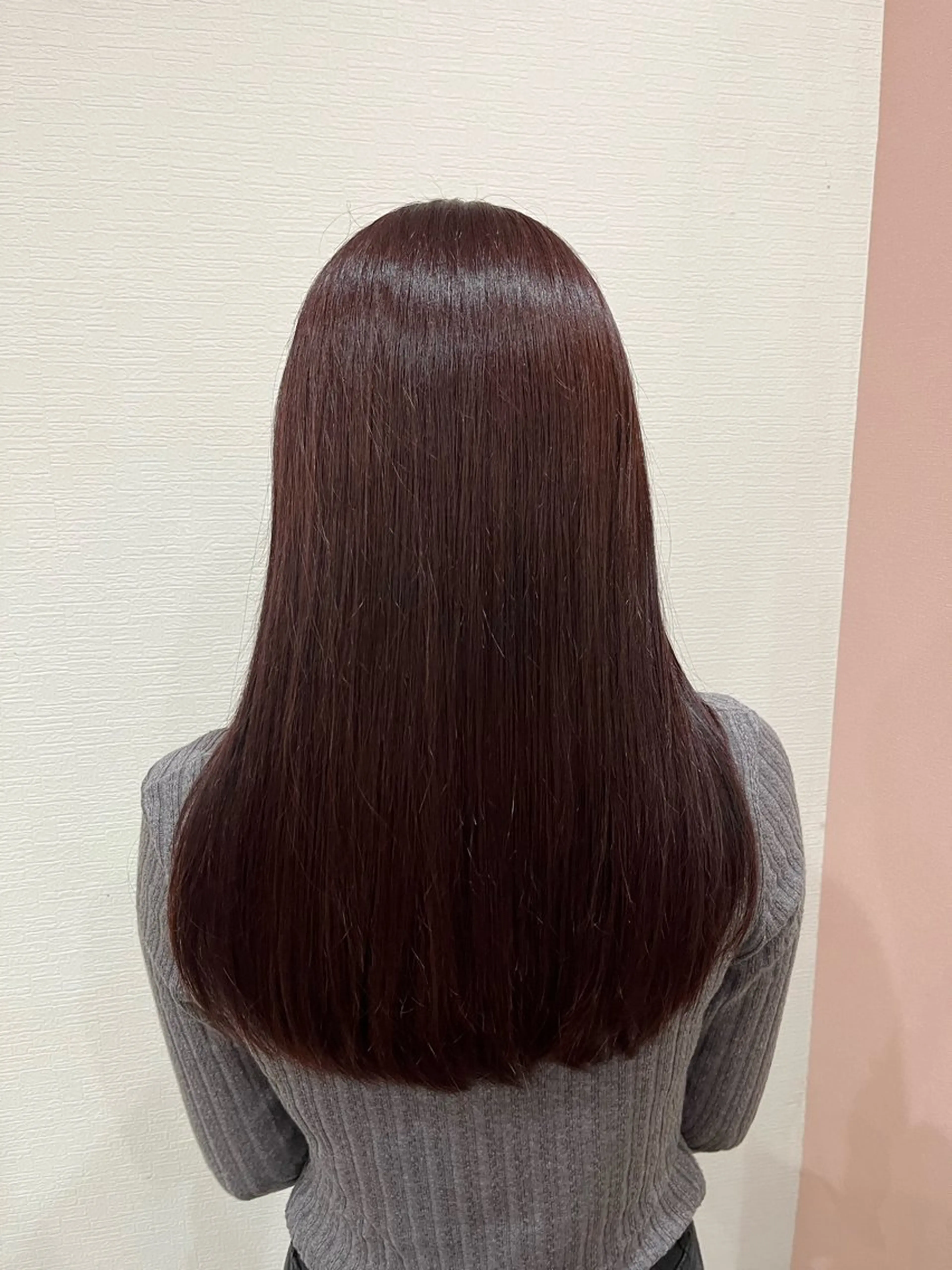 カラー rowland所属・坂田 一心のヘアスタイル