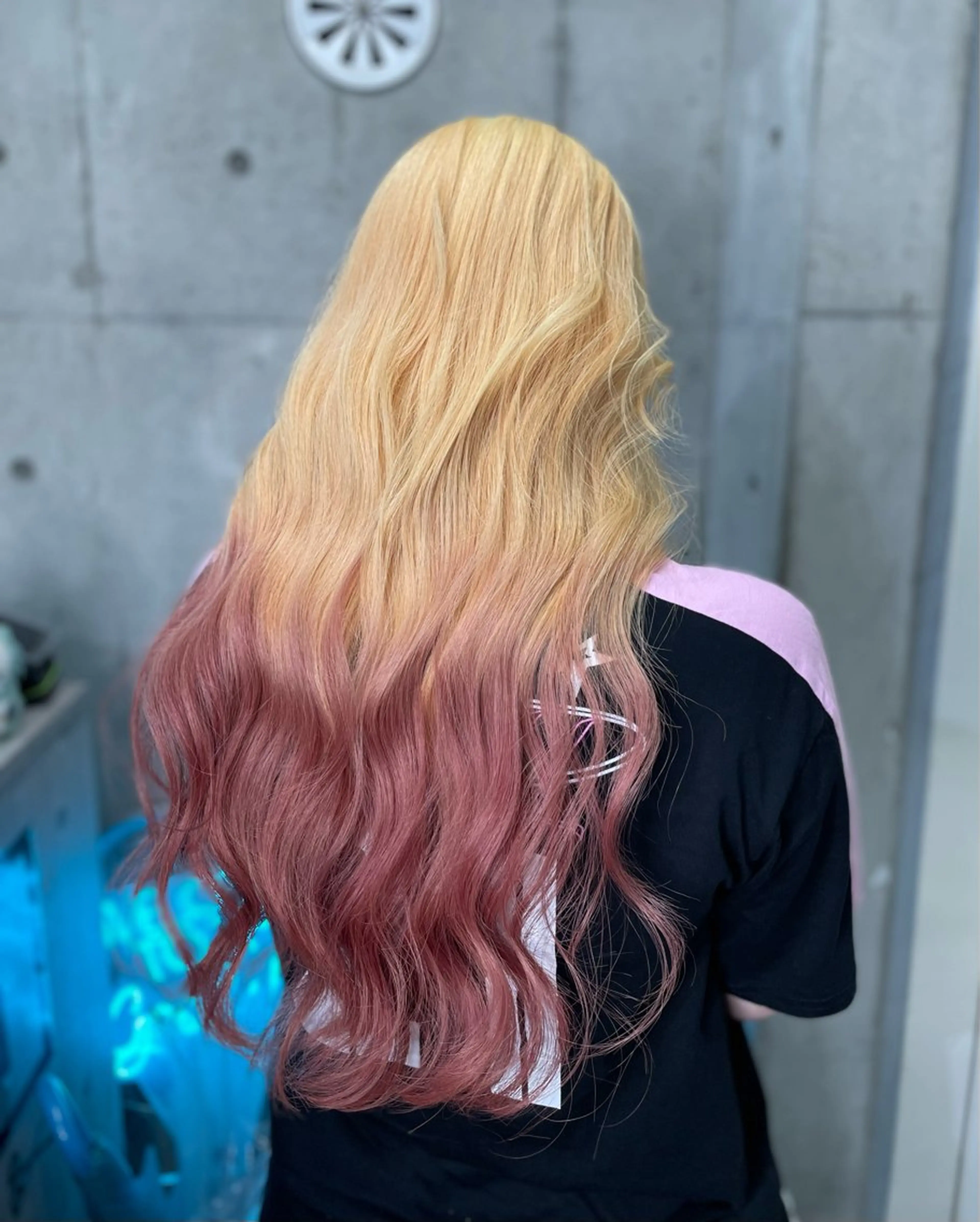 ロング カラー ブリーチ ブロンド ダブルカラー グラデーションカラー ハイトーンカラー ヘアカラー トリートメント ヘアセット 🌟ブリーチ/ボブ/ レイヤー渋谷☀️のヘアスタイル