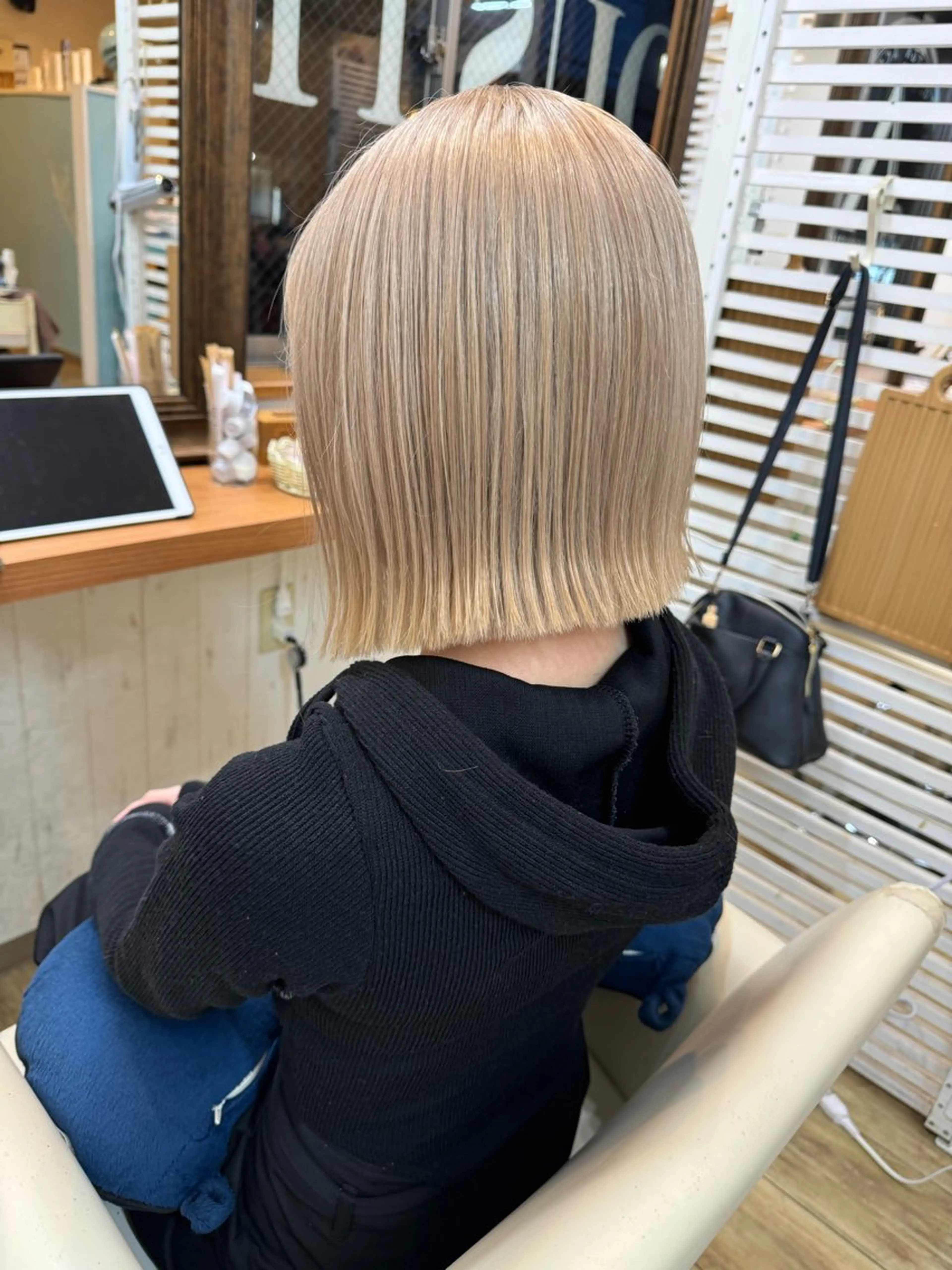 ミディアム 伊藤 一樹のヘアスタイル