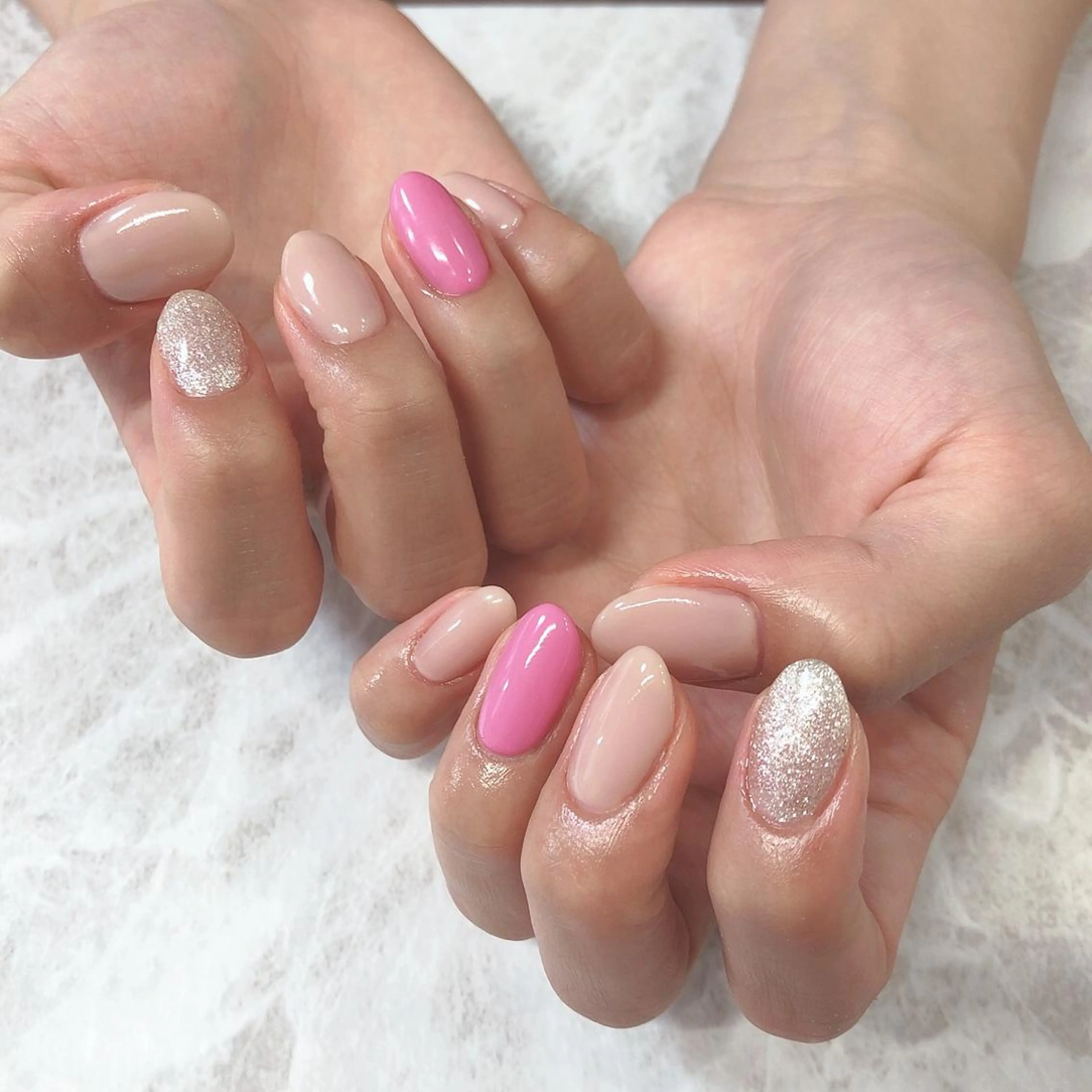 ネイル ハンドネイル 西岡 杏のネイルデザイン