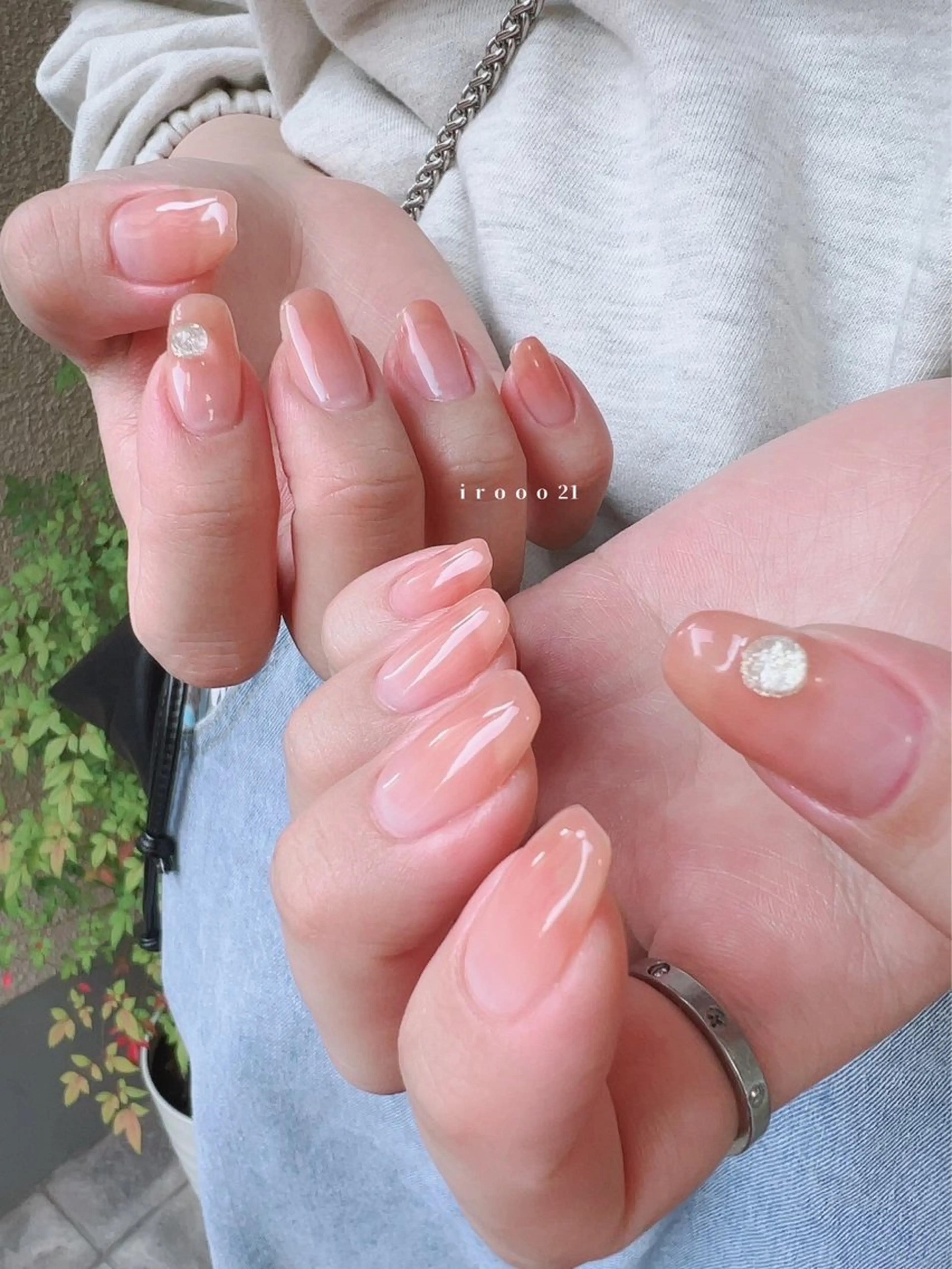 ネイル アートネイル ジェルネイル グラデーション ソフトジェル irooo 21のネイルデザイン