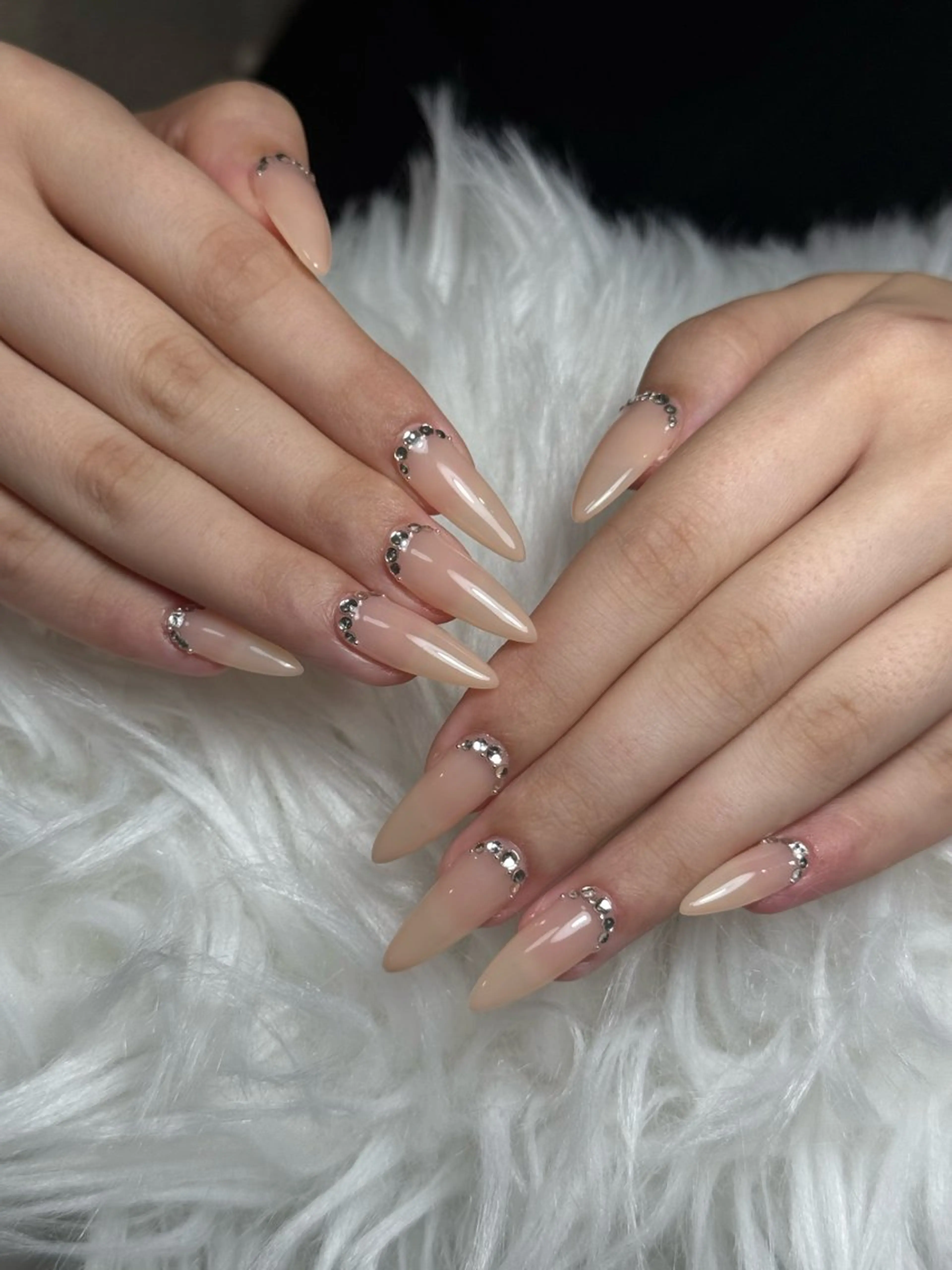 ネイル フレンチネイル ジェルネイル キラキラネイル 韓国ネイル レース Julli NailStudioのネイルデザイン