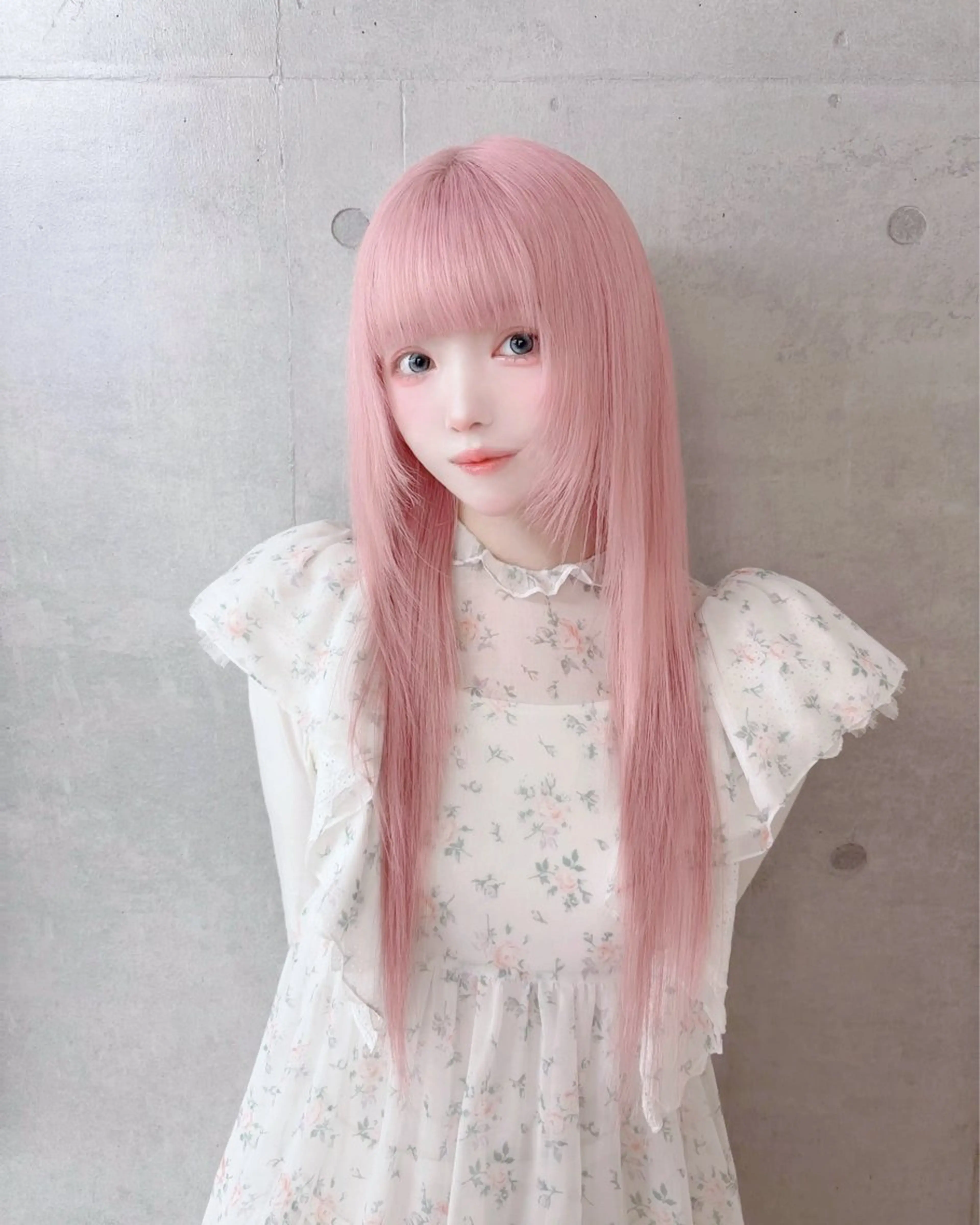 ロング カラー ハイトーン/ピンク カラー/めい🎀のヘアスタイル