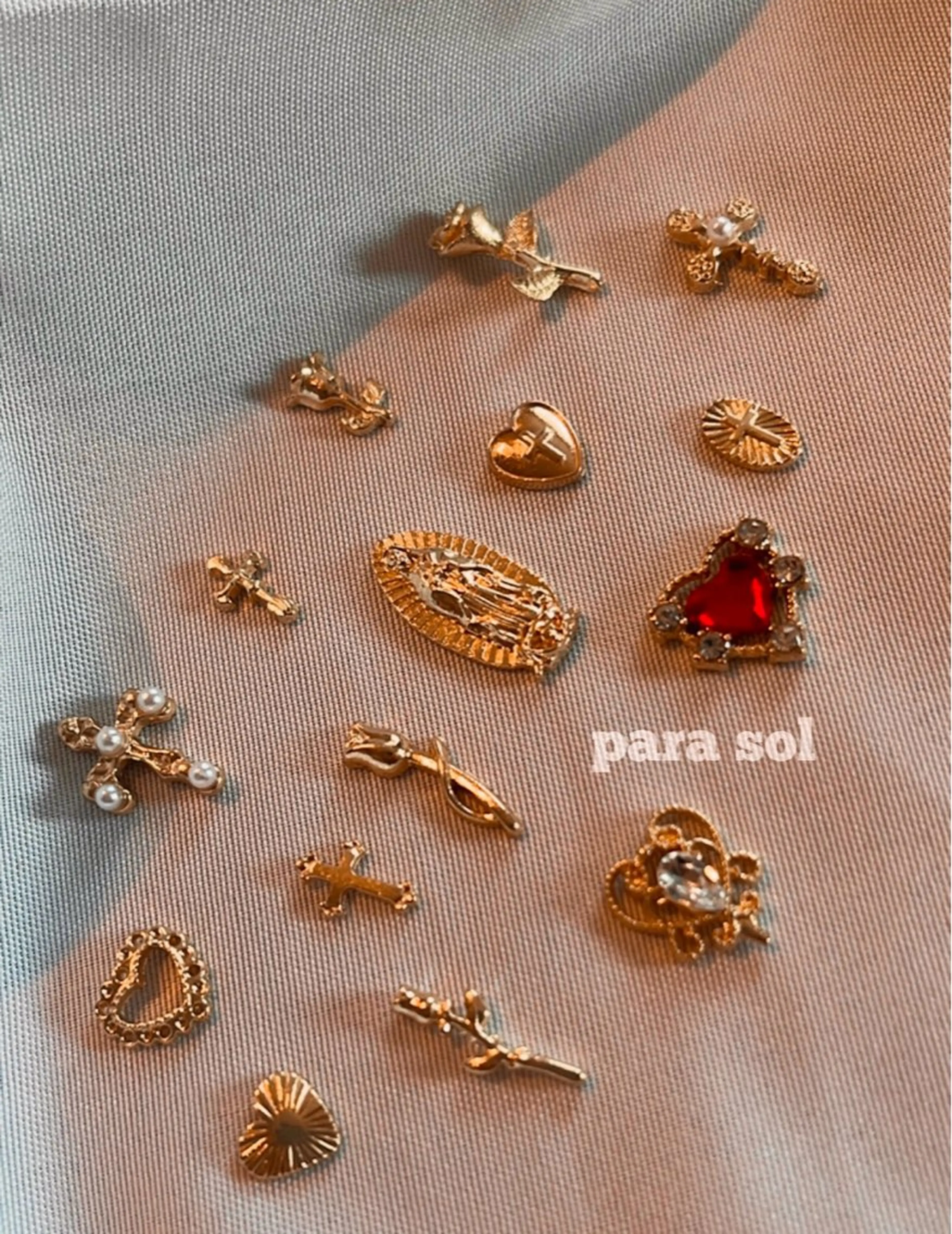 ネイル アートネイル ジェルネイル キラキラネイル パラジェル シンプルネイル ハンドネイル para ☀︎ sol by BECK所属・Para Sol nail　Maoのネイルデザイン