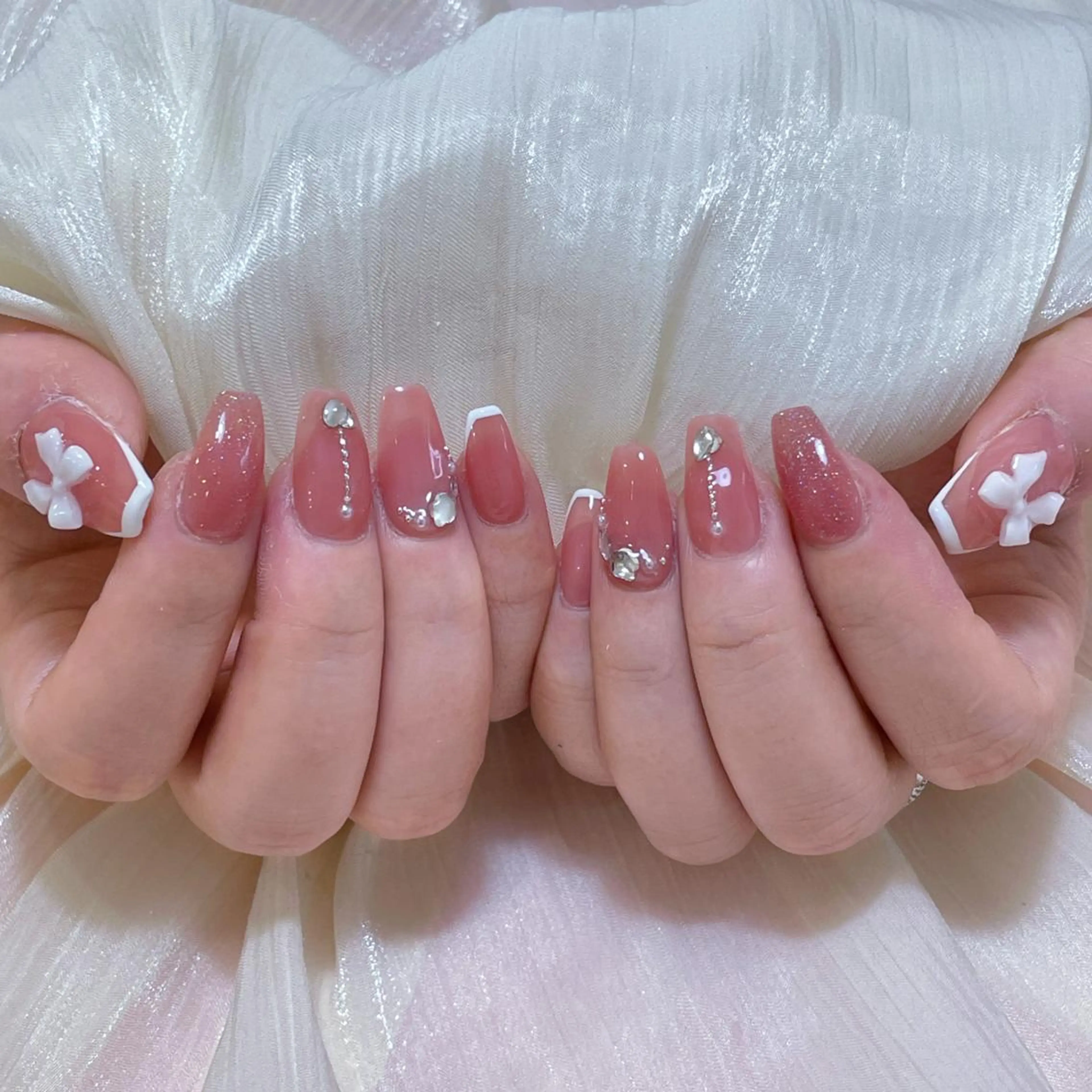 ネイル アートネイル オーロラネイル ガーリー キラキラネイル 韓国ネイル ハンドネイル diamond ♥のネイルデザイン