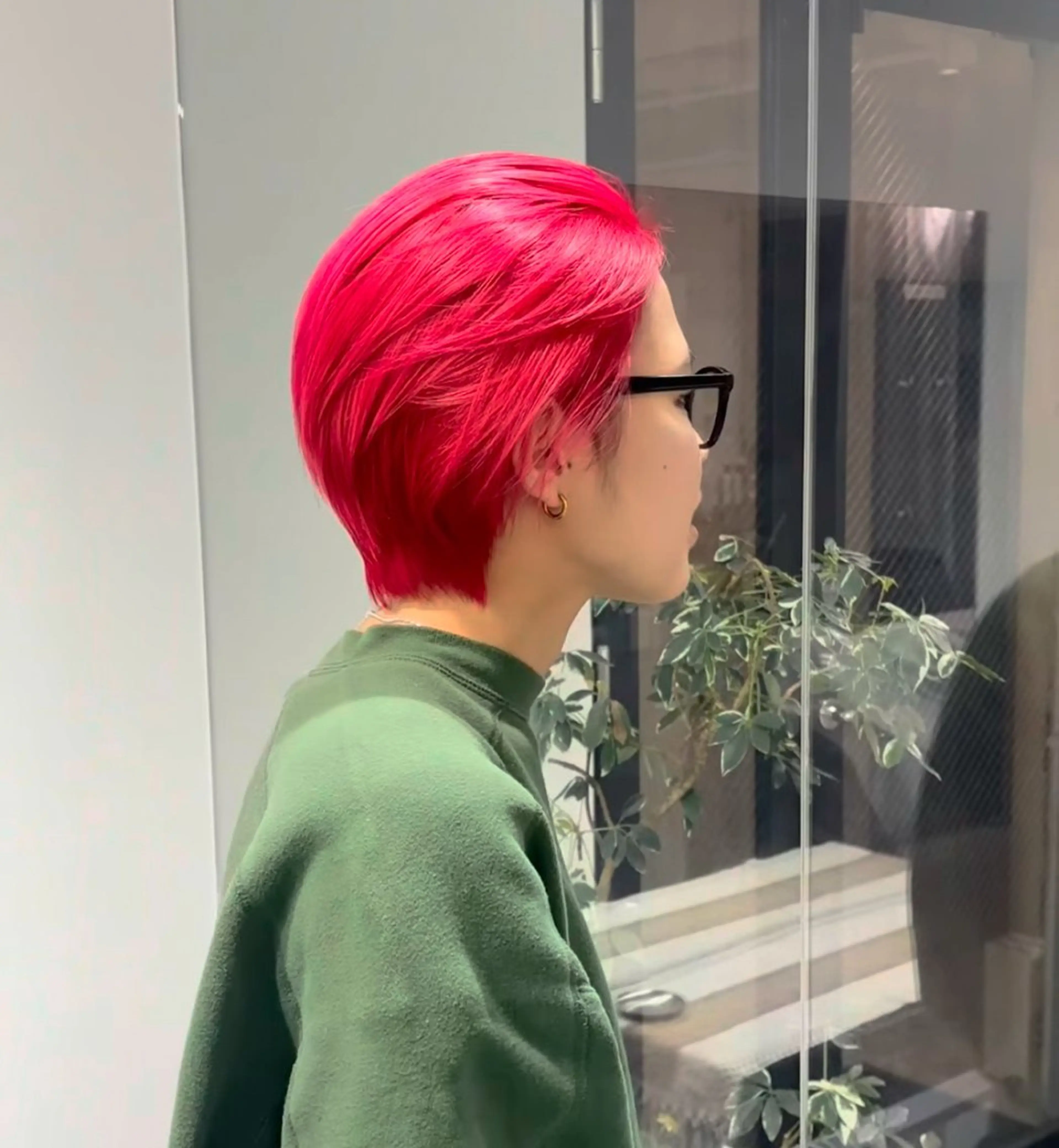 ショート カラー LEF所属・松崎 真衣のヘアスタイル