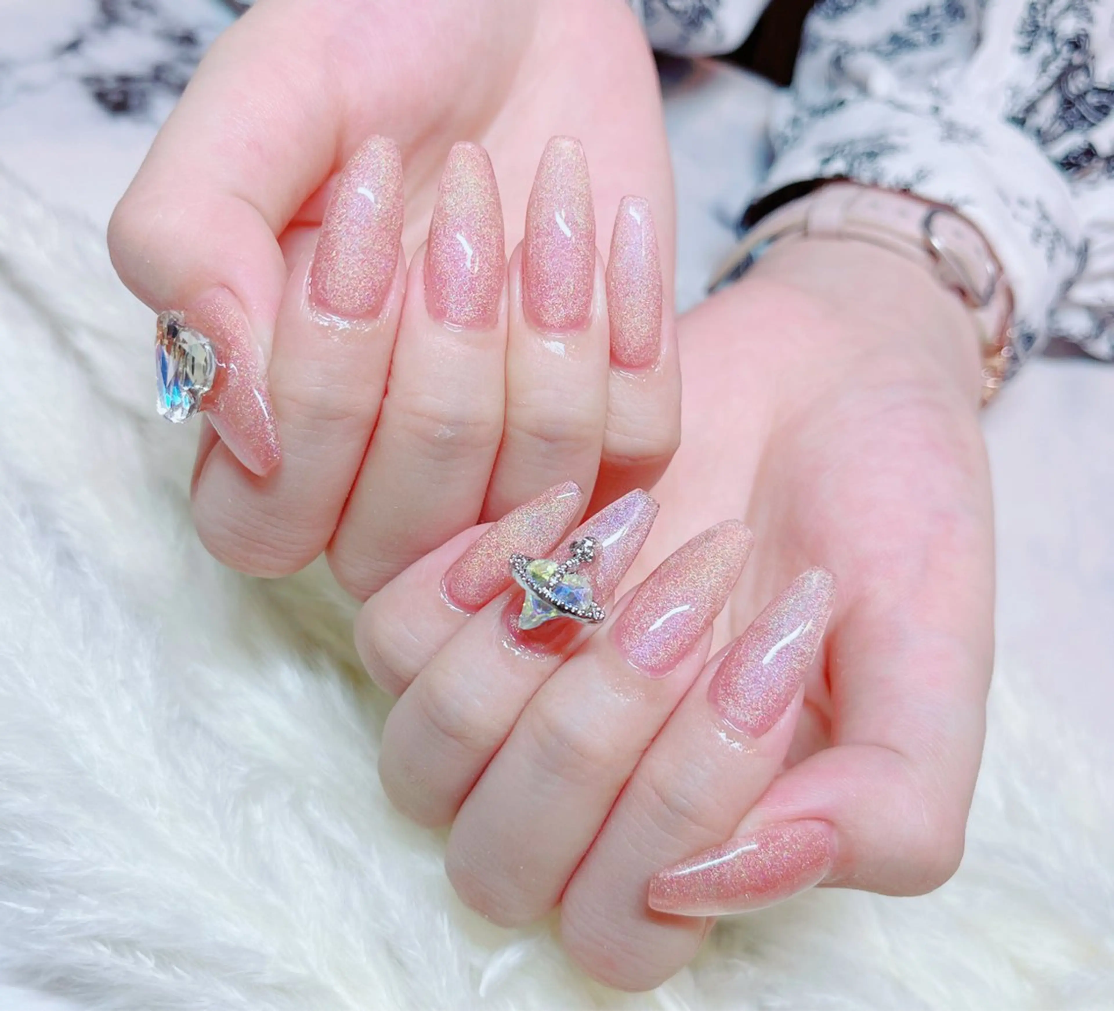 ネイル マグネットネイル ハンドネイル Floria nail salonのネイルデザイン