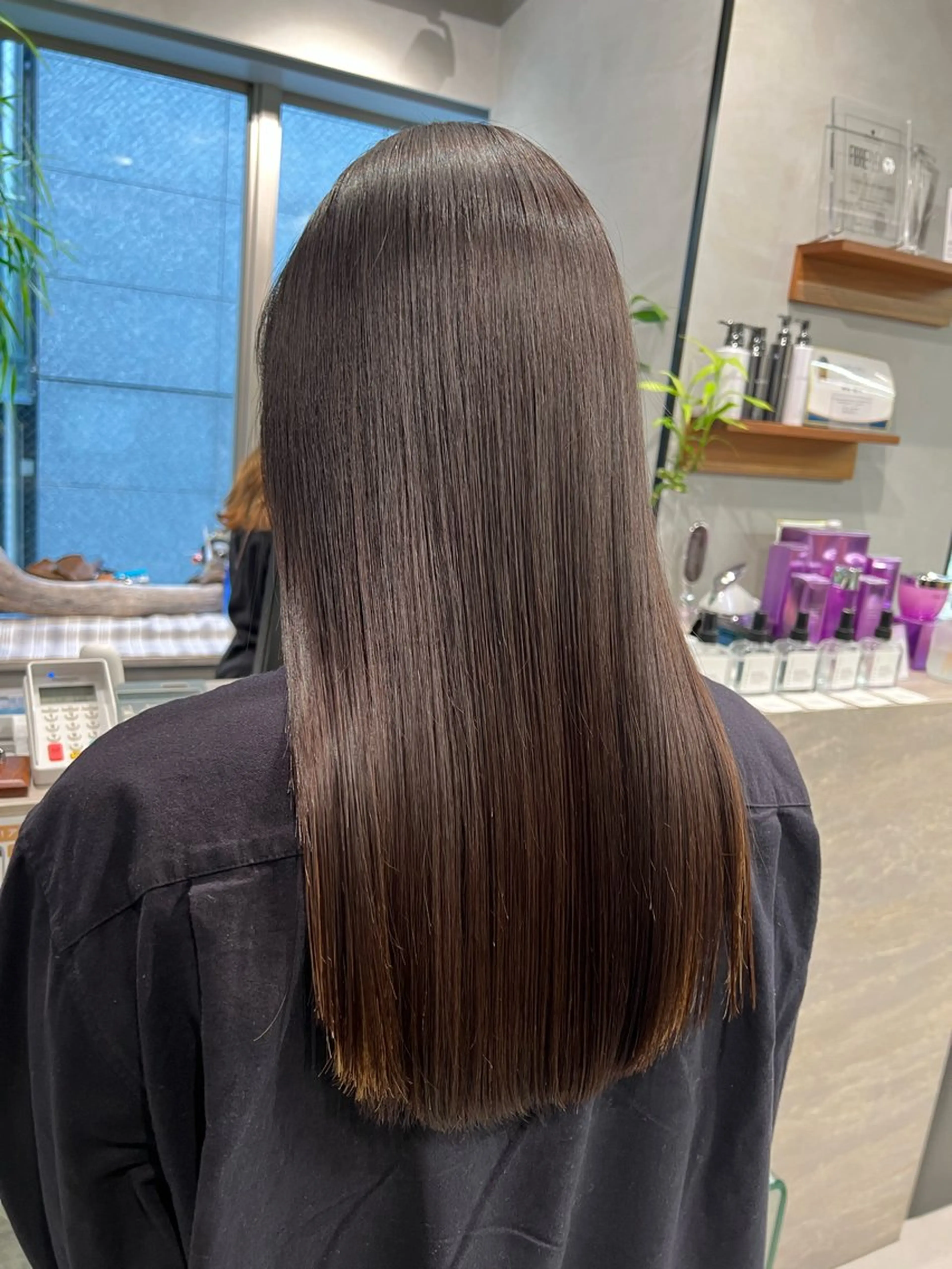 ロング カット ヘアカラー トリートメント 韓国レイヤー🖤🤍 /うえのゆずのヘアスタイル