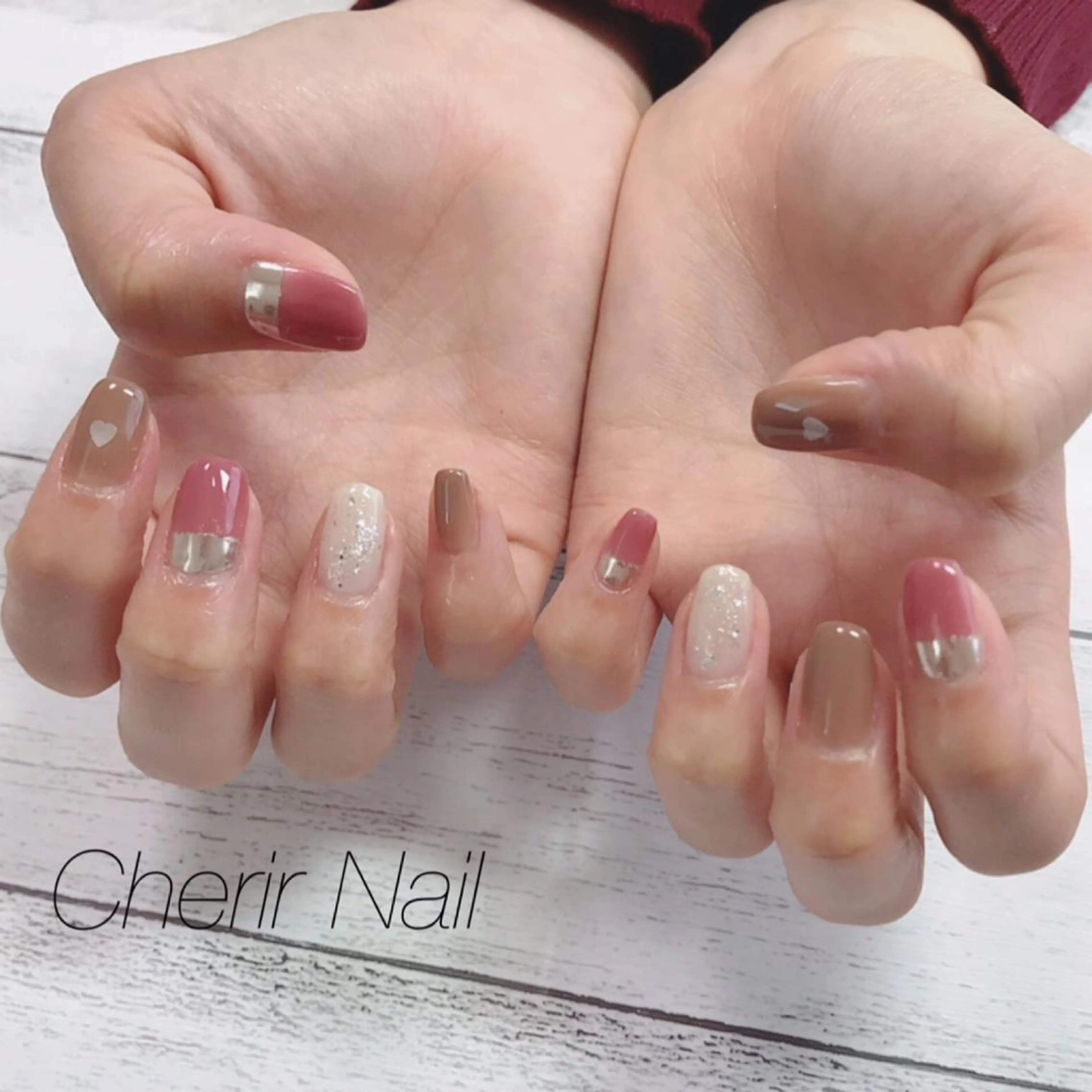 ネイル ブラウン ハート ラメ(グリッター) ミラーネイル ニュアンスネイル Cherirnail kaoriのネイルデザイン