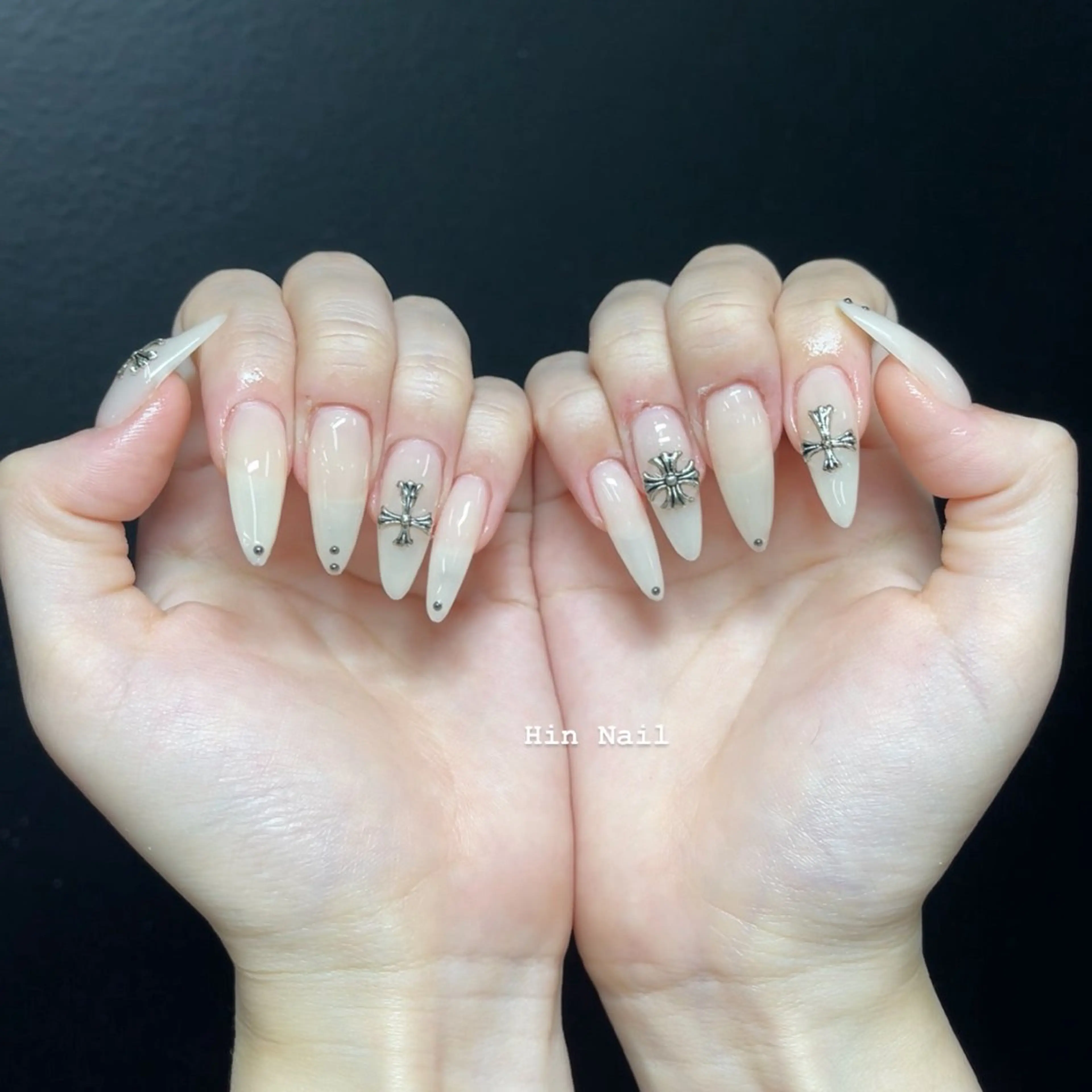 ネイル ハンドネイル HIN NAILのネイルデザイン