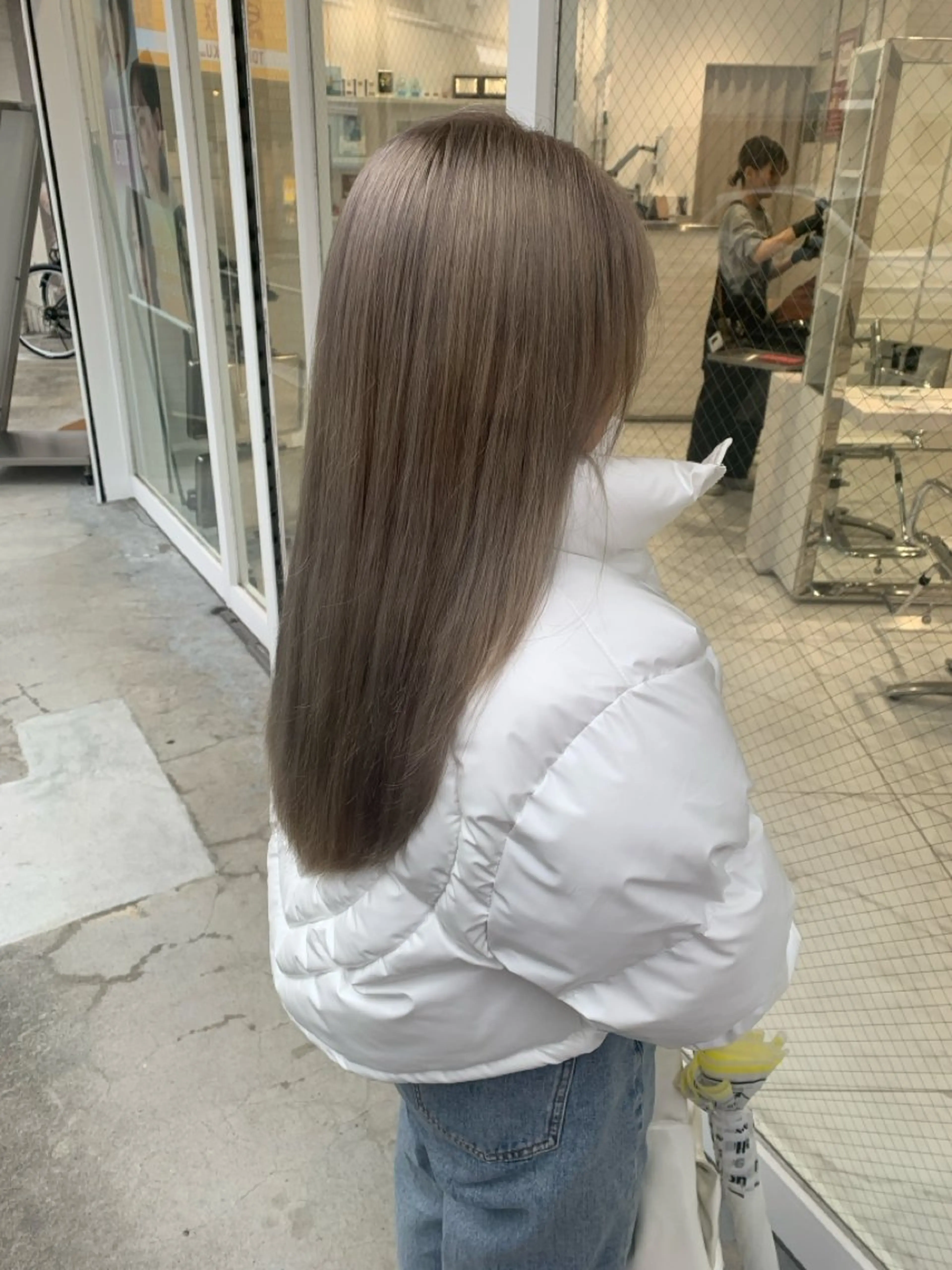 【新規限定】カット＋ダブルカラー(イルミナカラーとケアブリーチ使用)の写真