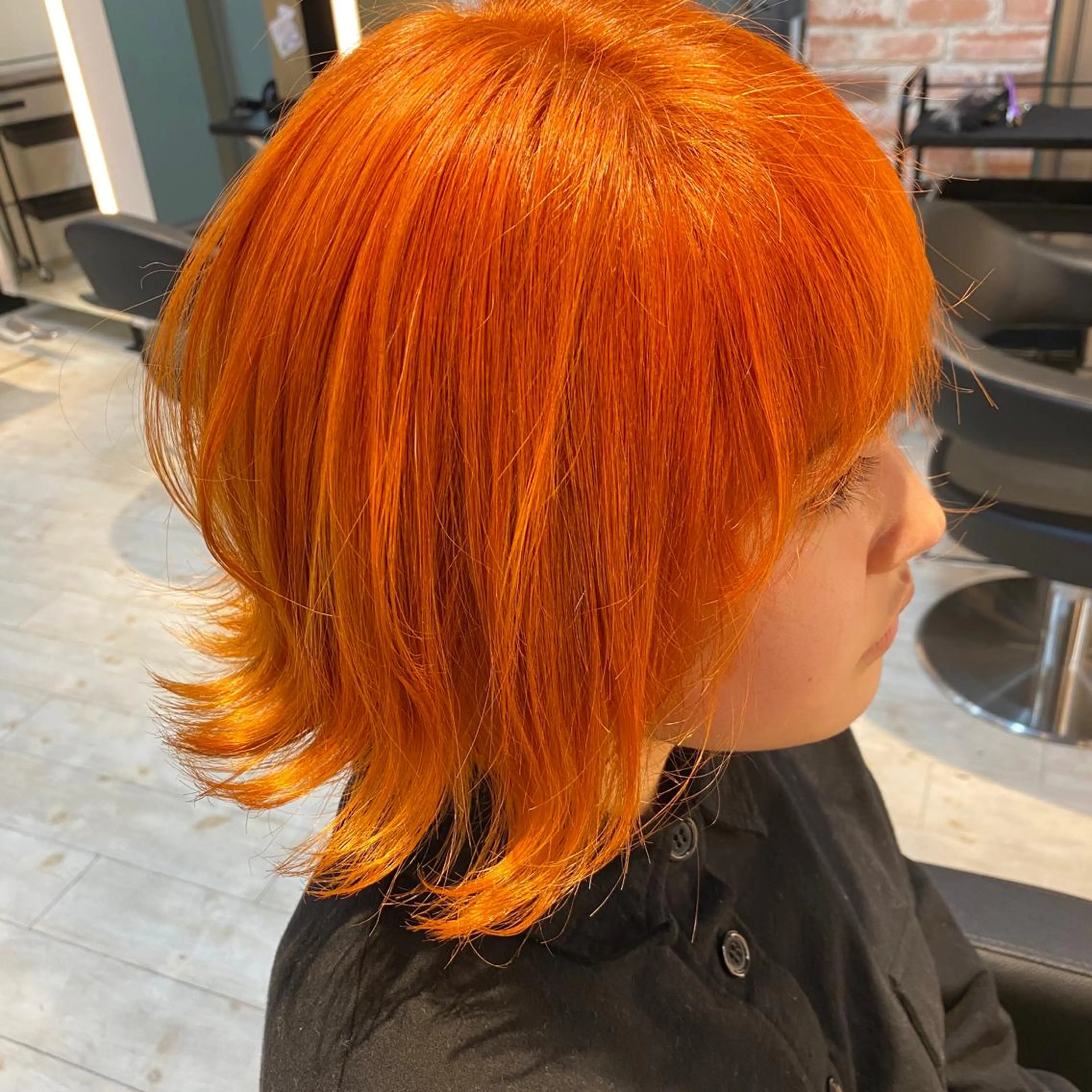 ショート カラー ブリーチ オレンジ Minori【ミノリ】所属・井手 孔介のヘアスタイル