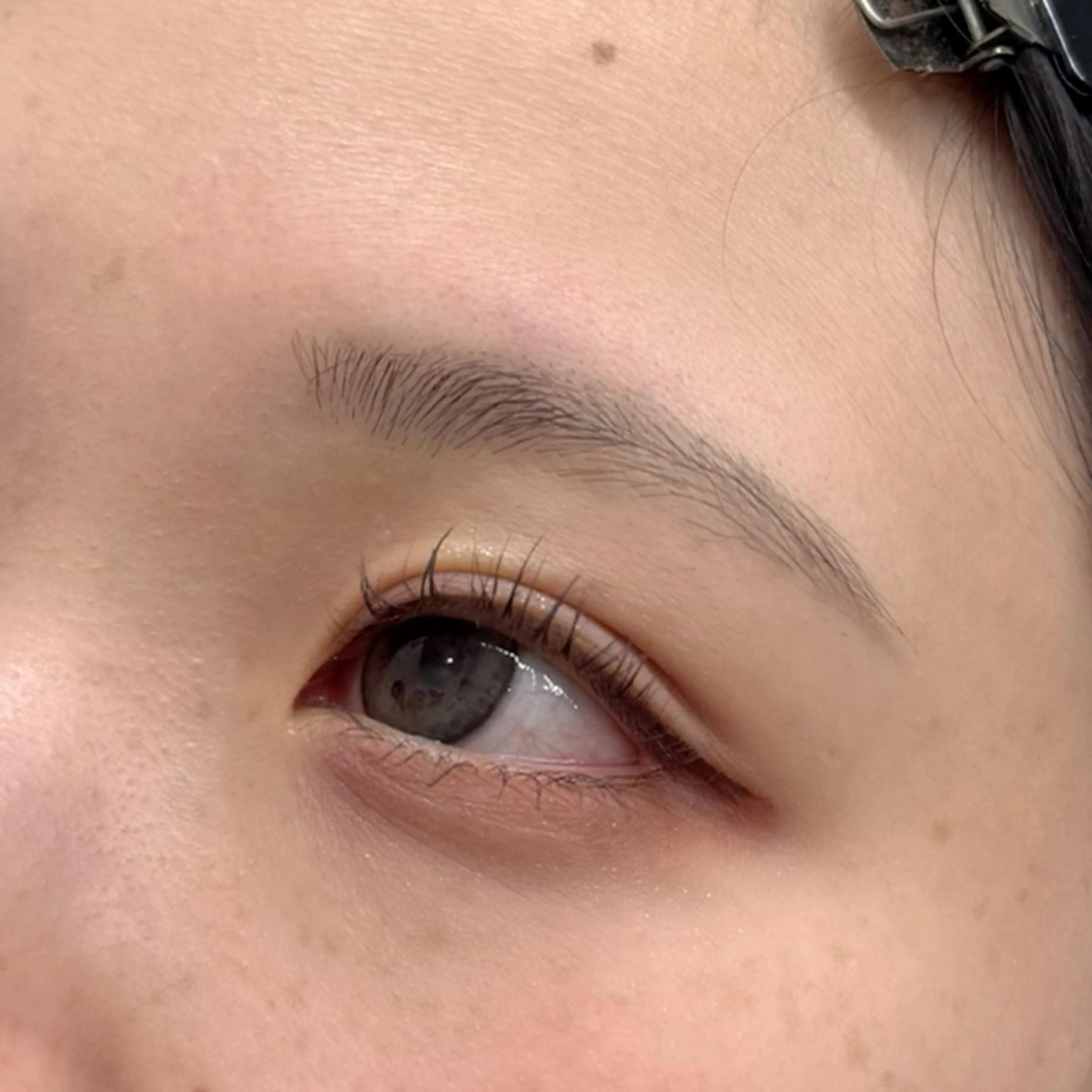 アイブロウ アイブロウ専門サロンエサージュ町田店所属・町田 桃香のマツエク・マツパデザイン