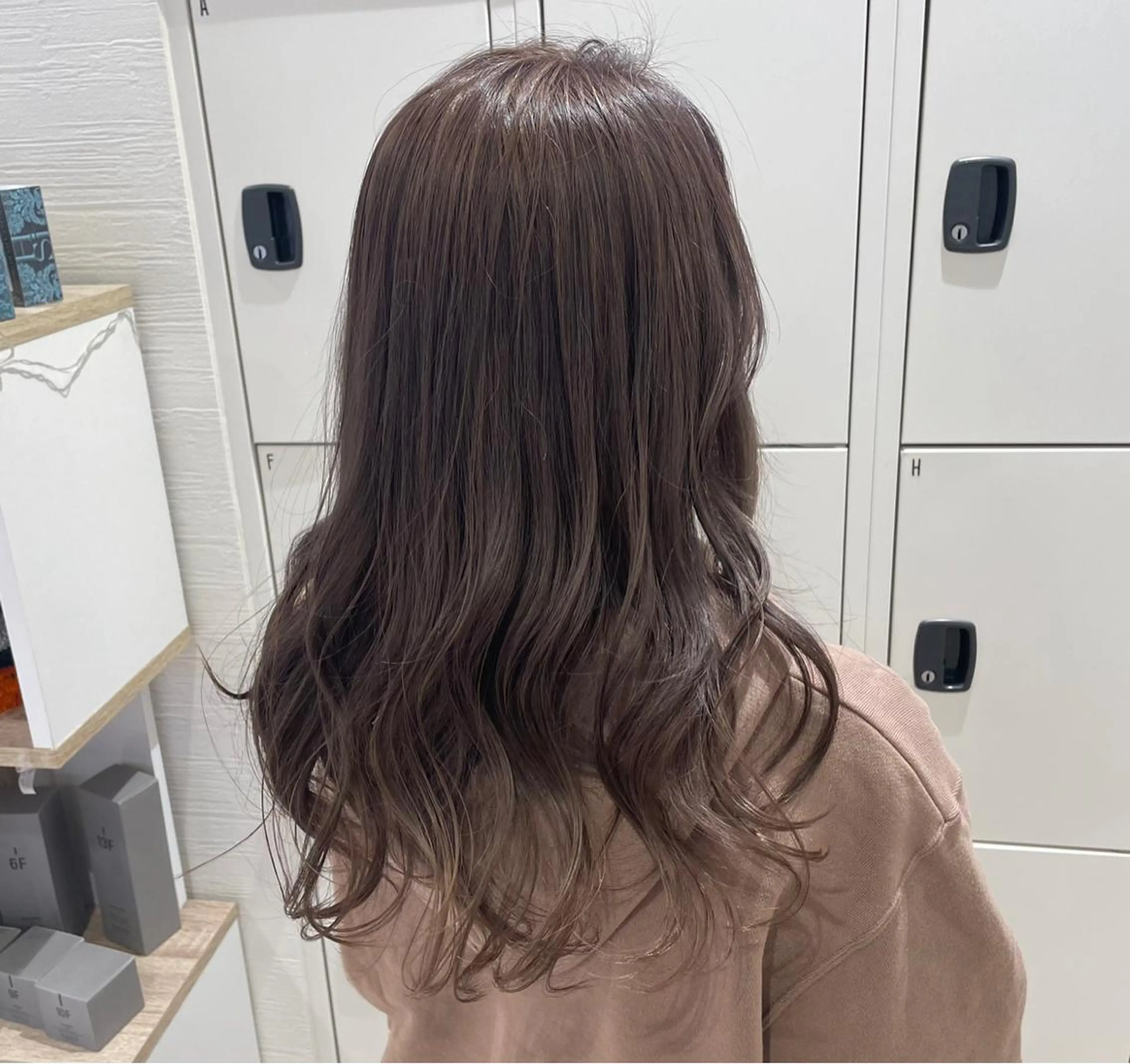 ロング カラー グレージュ arch by kenjeのヘアスタイル