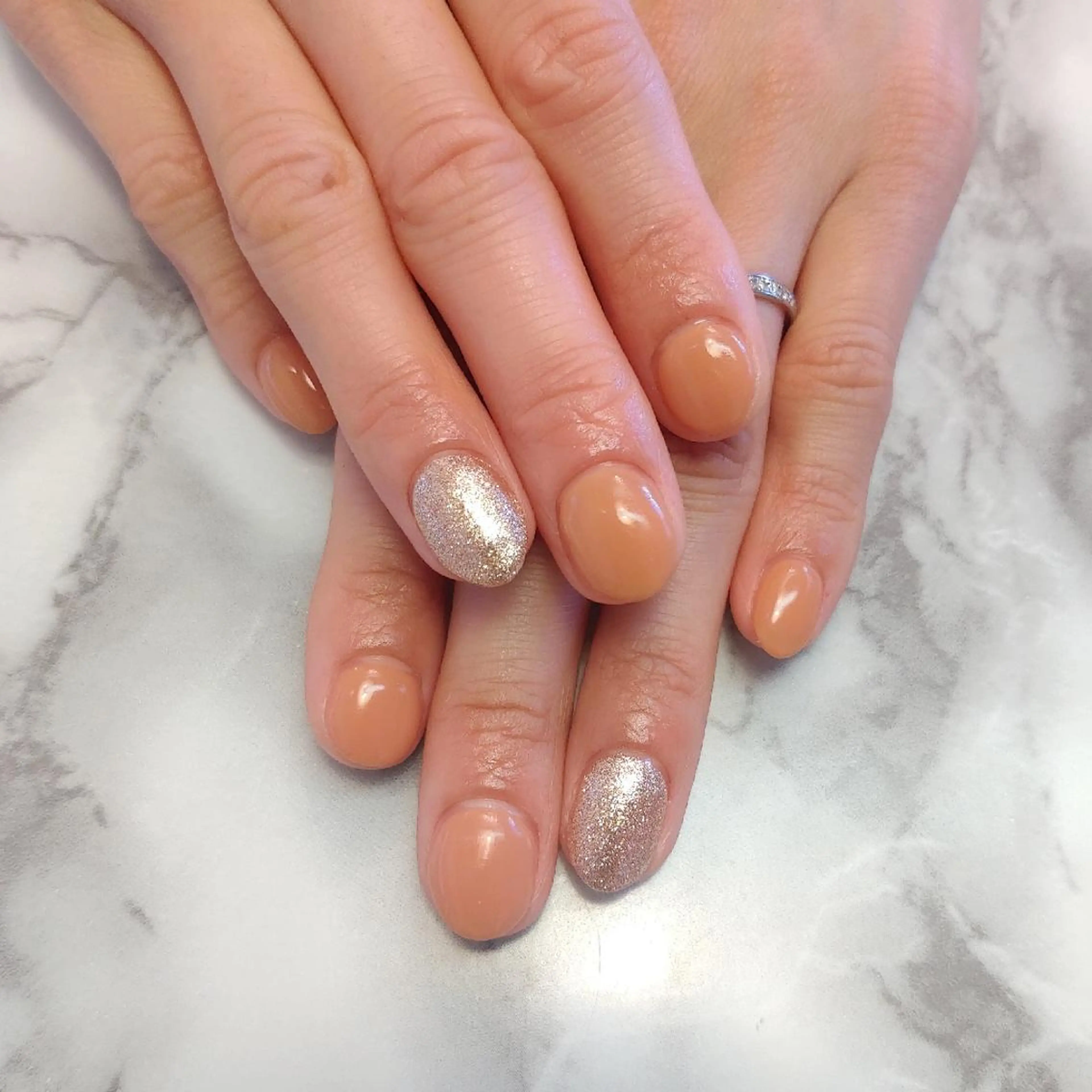 ネイル シンプルネイル ジェヌインネイル 河内のネイルデザイン