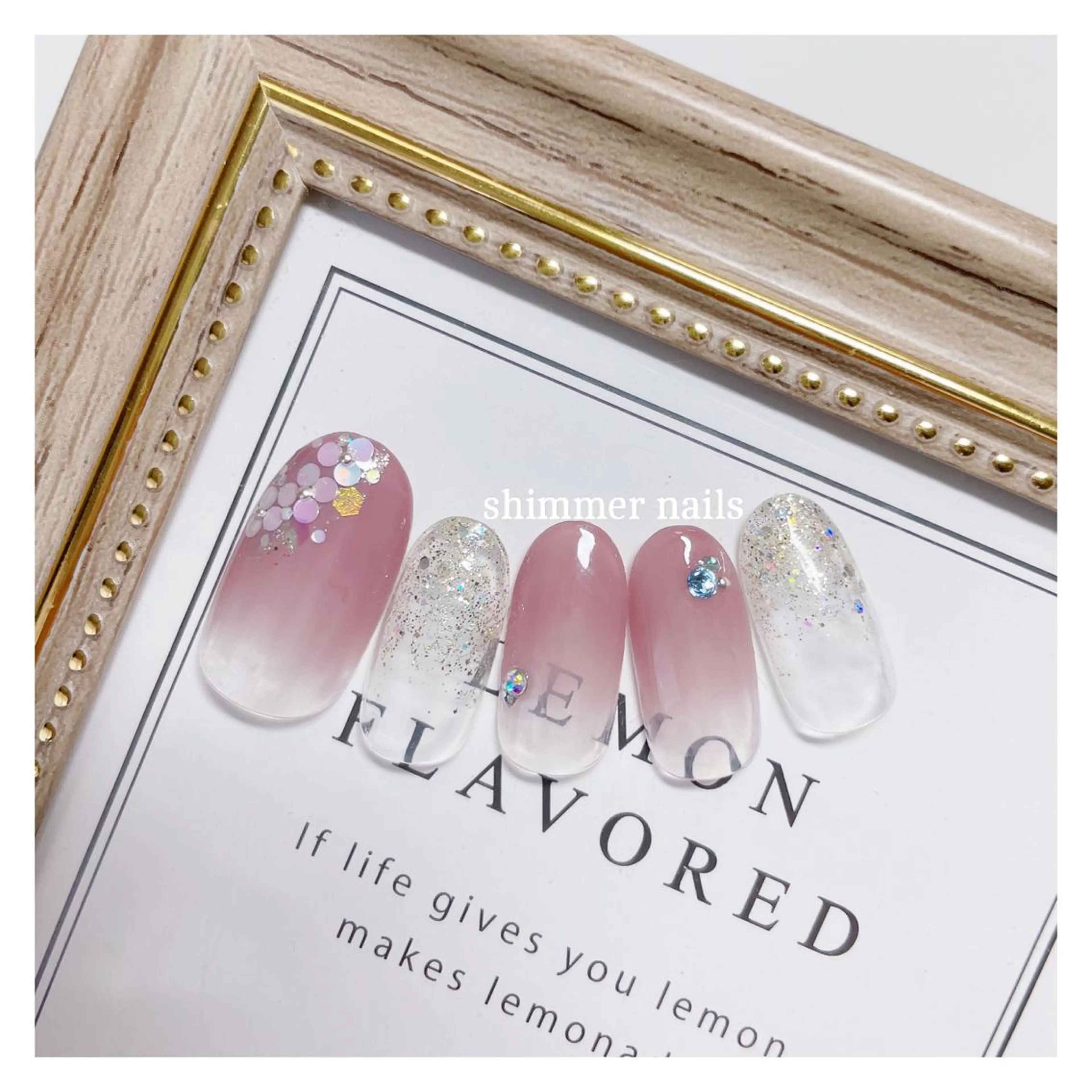 ネイル shimmer nailsのネイルデザイン