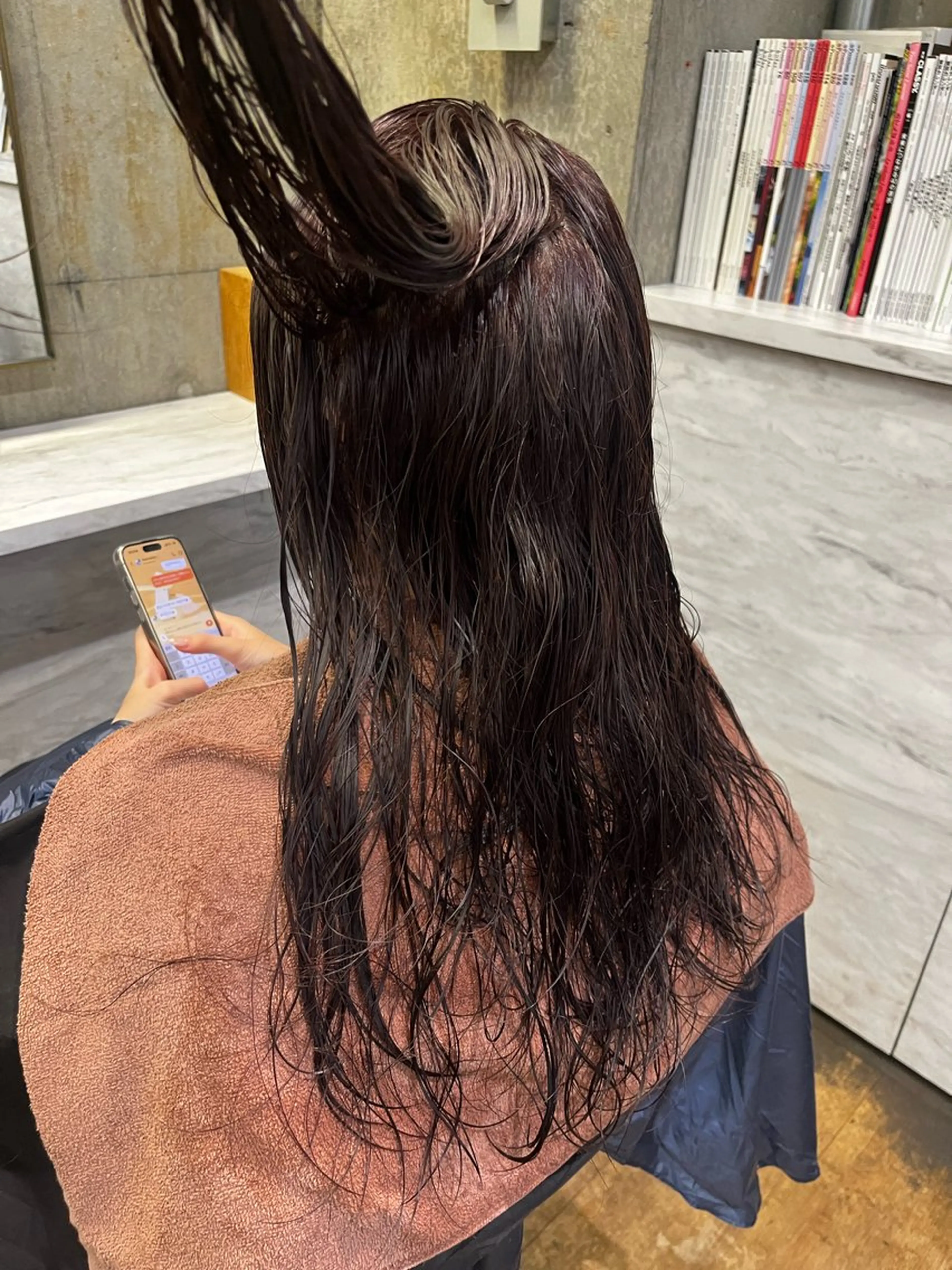 ロング パーマ くせ毛 フクシマ ココのヘアスタイル