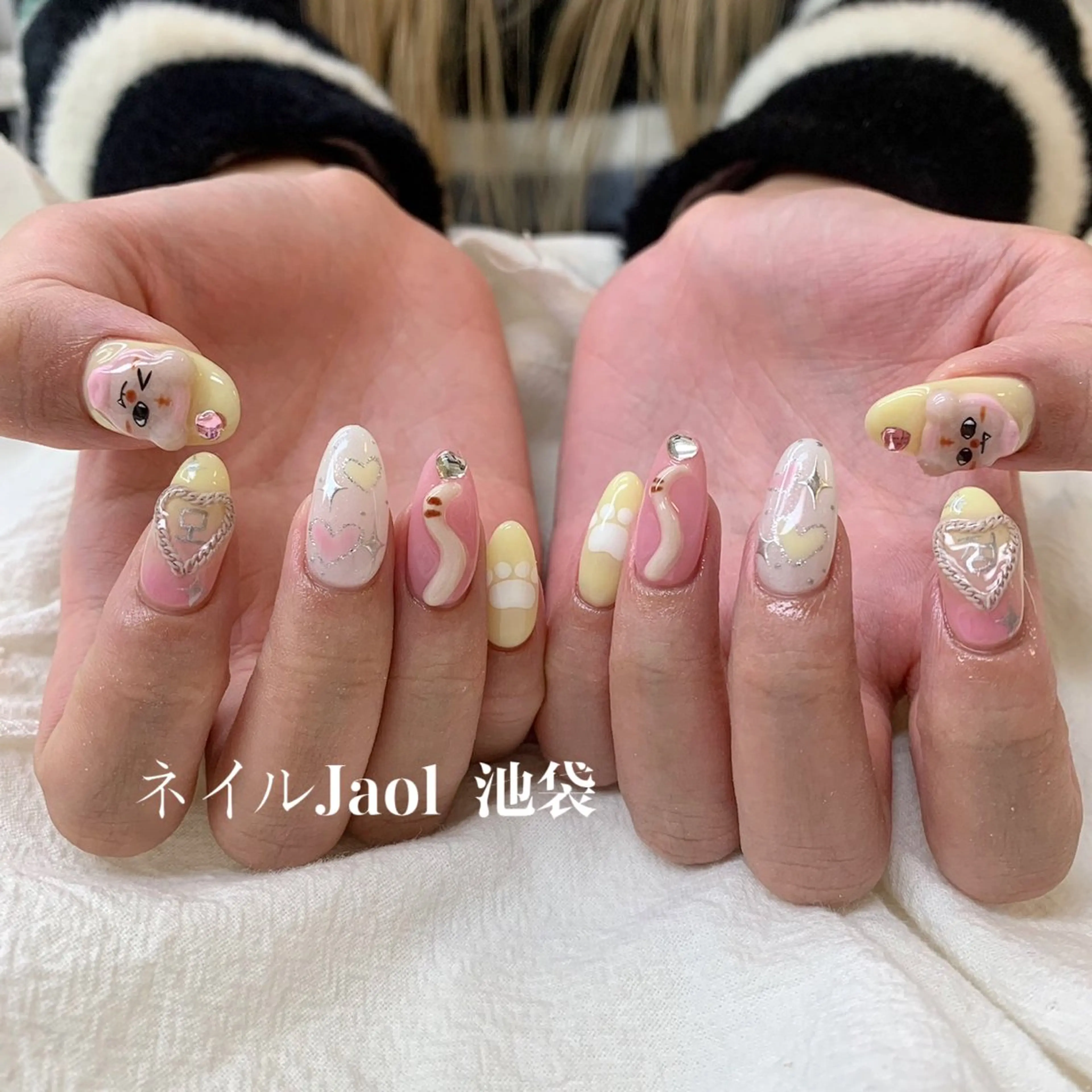 ミディアム nail jaol池袋店所属・ネイルJaol 池袋のネイルデザイン