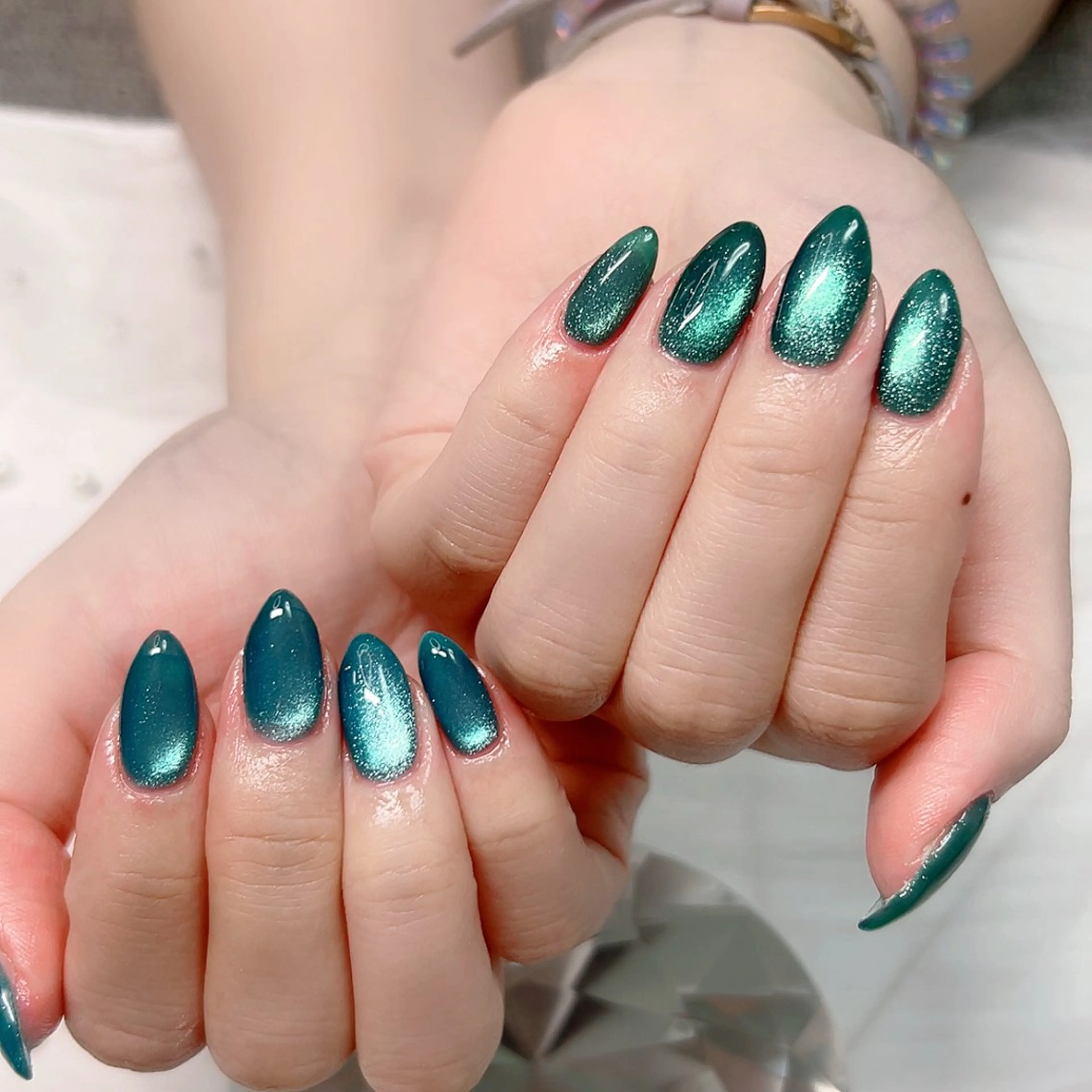 ネイル ジェルネイル グリーン 氷ネイル・うるうるネイル マグネットネイル シンプルネイル ハンドネイル Cute Tips nailのネイルデザイン