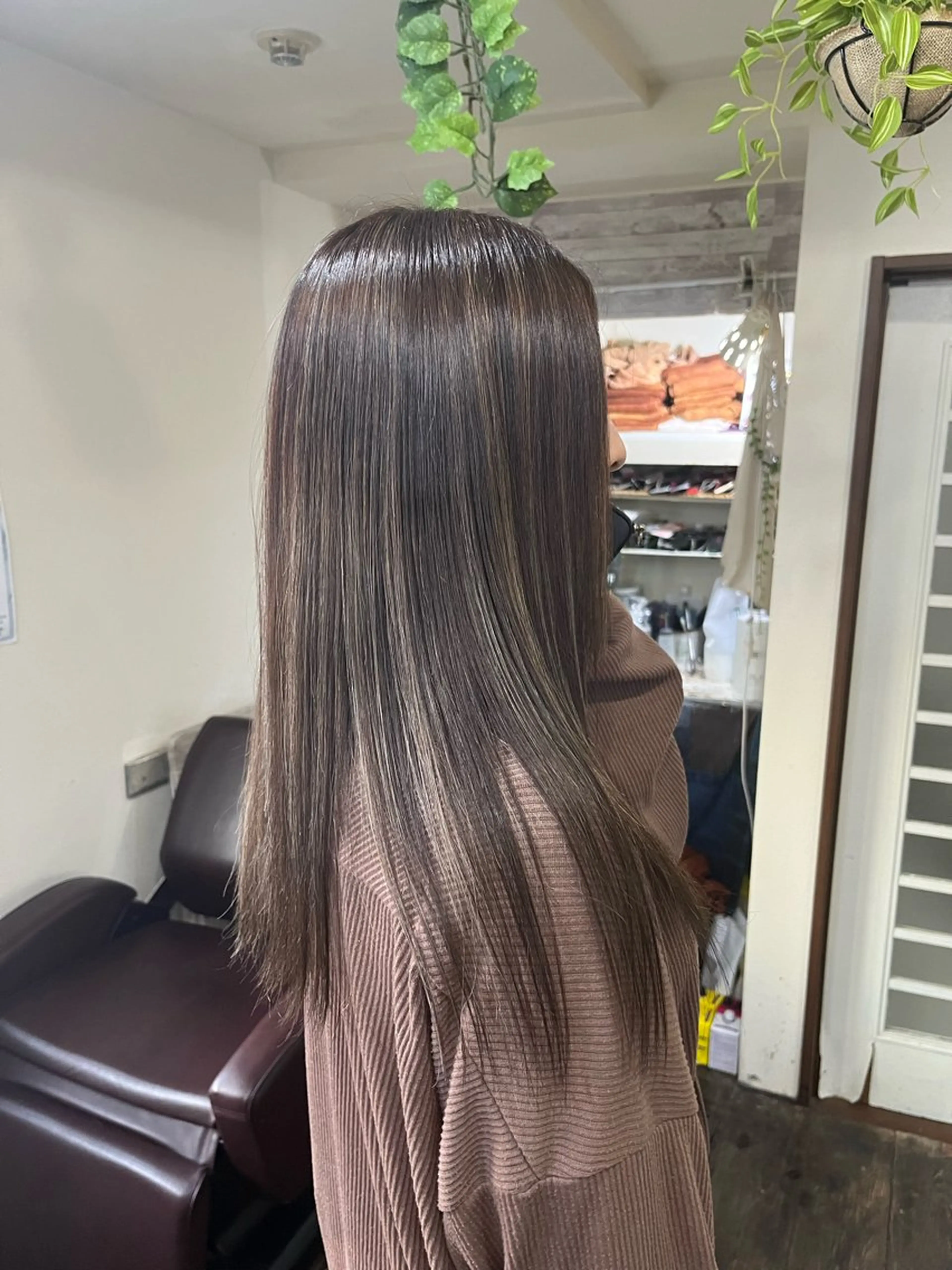 カラー ハイライトカラー 渡辺 健太のヘアスタイル