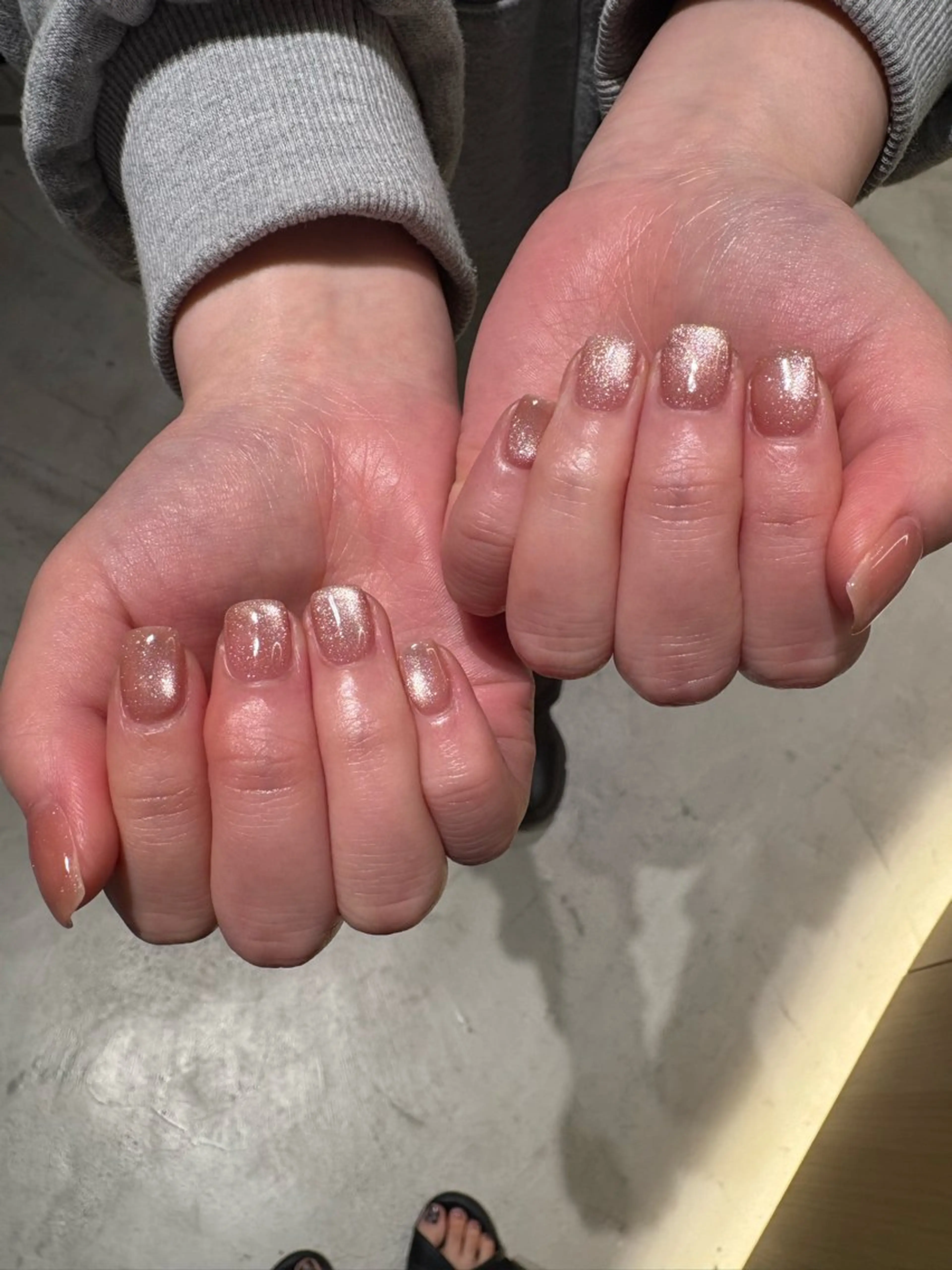 ネイル マグネットネイル マグネットワンカラー ワンカラーネイル ピンク ピンクベージュ Hijiri 🦋🫧のネイルデザイン