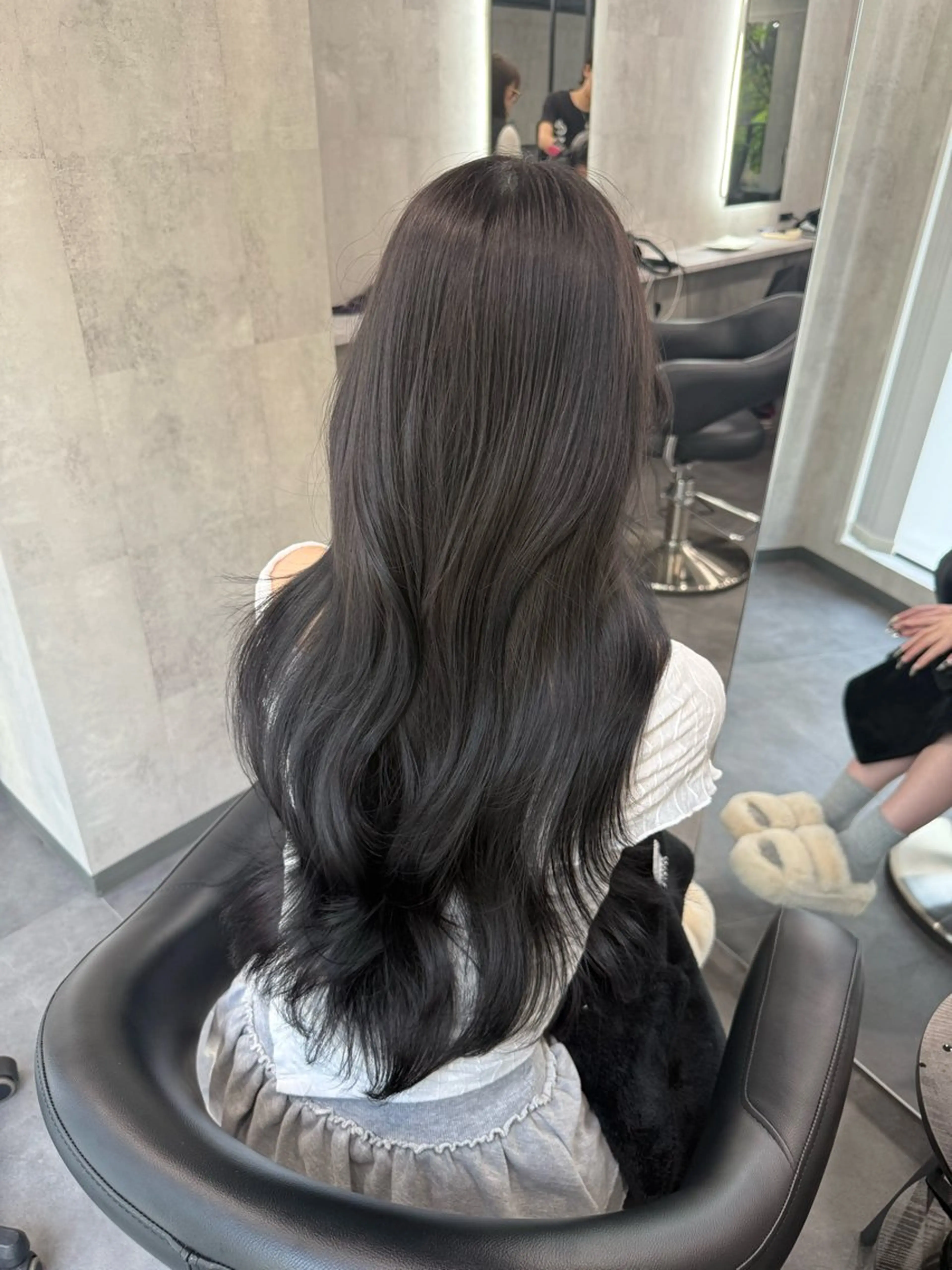 セミロング LAVEL 渋谷 髪質改善 レイヤーカット所属・💖艶髪/韓国ヘア 💖asukaのヘアスタイル