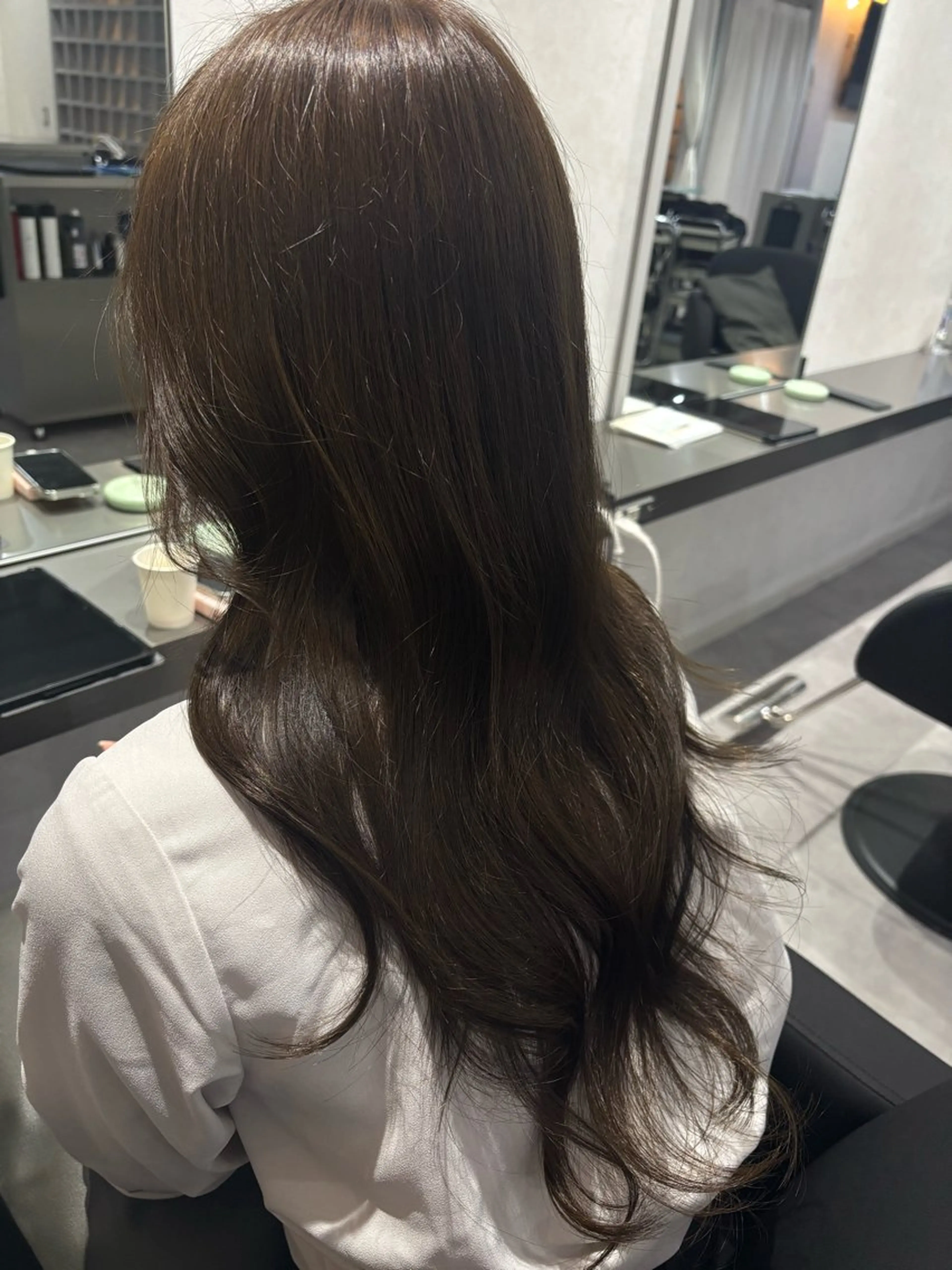 ロング カラー ベージュカラー 透明感カラー オリーブベージュ ヘアカラー トリートメント 韓国透明感🇰🇷 SAKURAのヘアスタイル