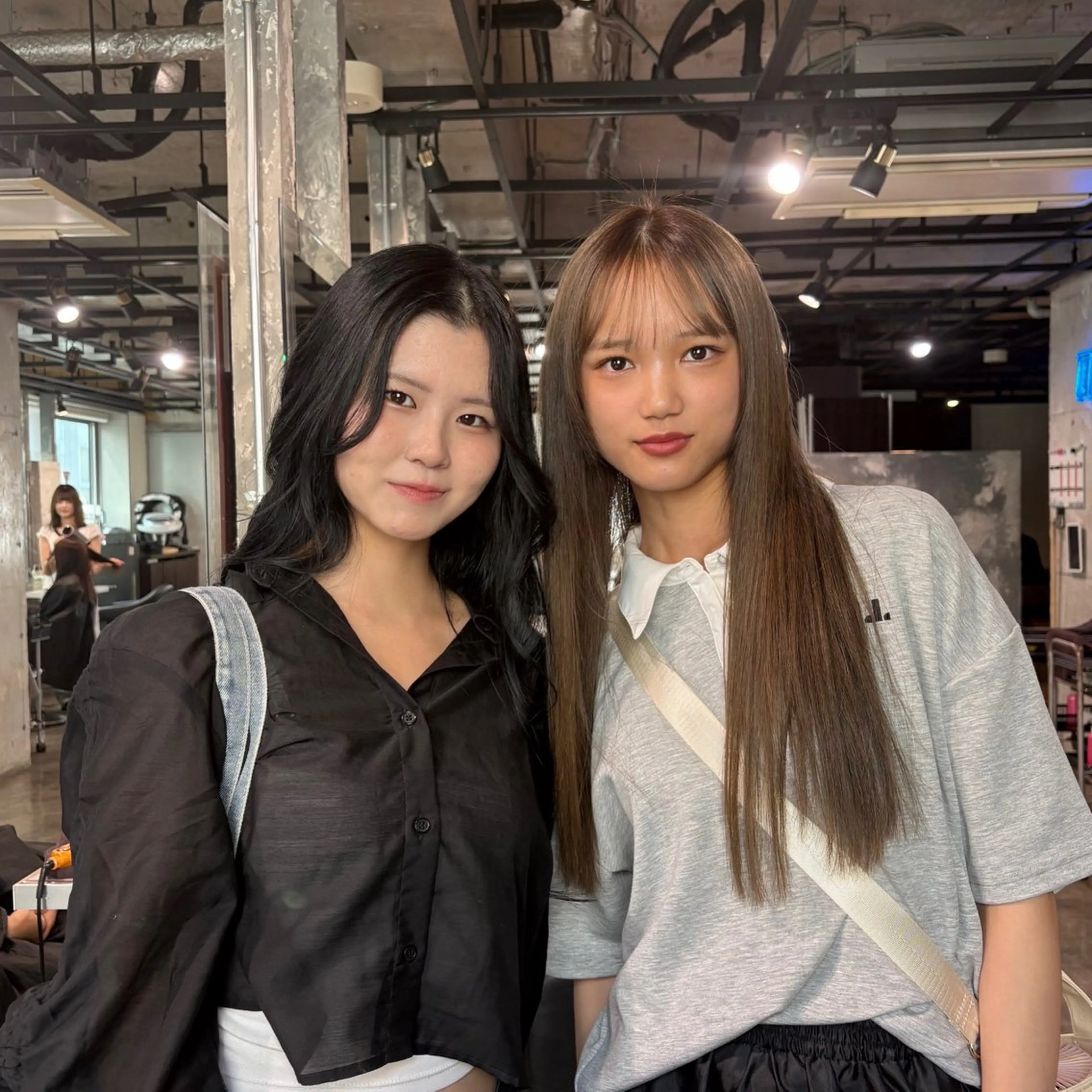 カラー ヘアカラー トリートメント 透明感ベージュ🤎 ナチュラルレイヤーのヘアスタイル