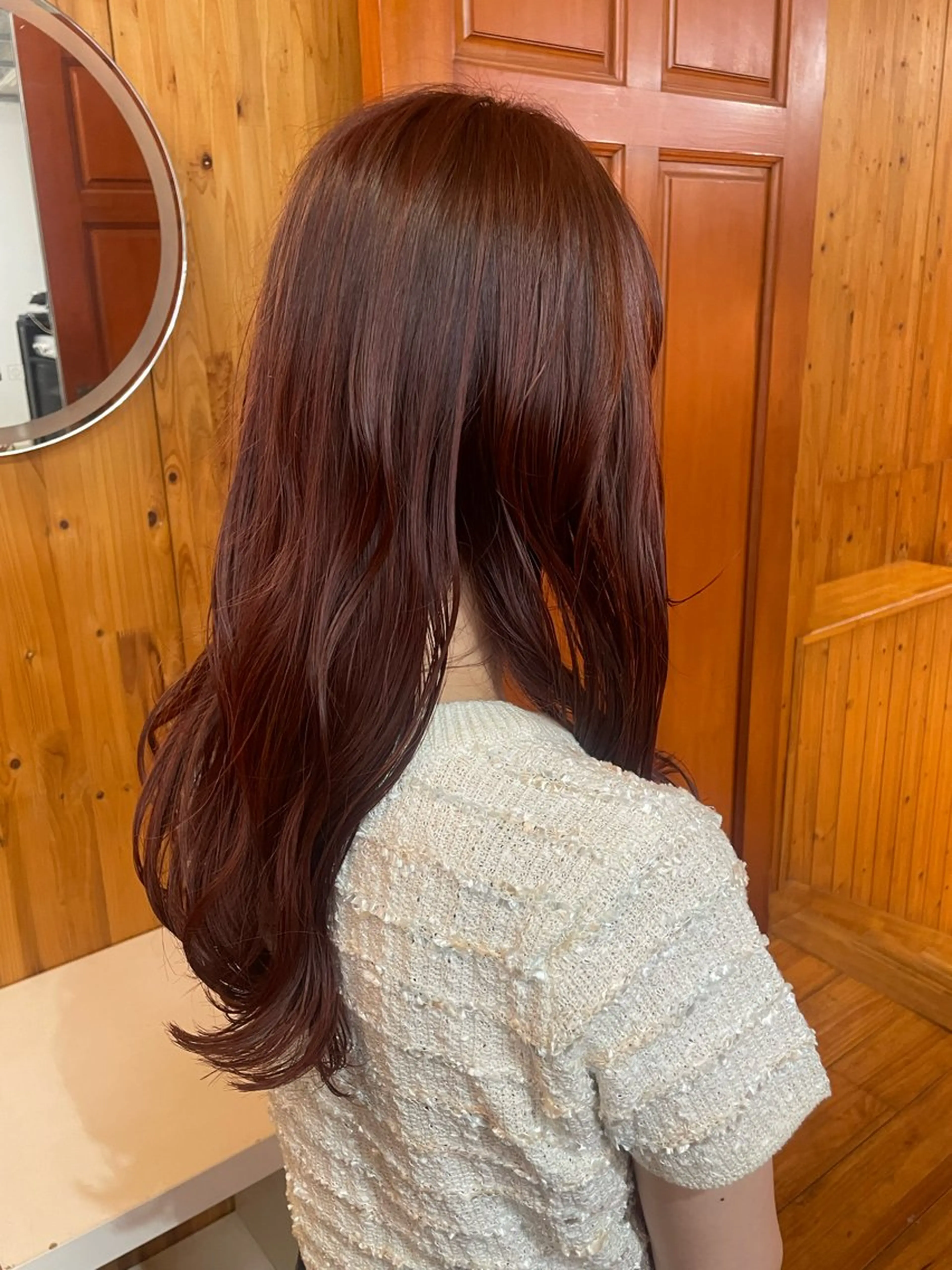 ロング カラー ブリーチ レッドカラー ヘアカラー THEDOTS所属・淀 小南津のヘアスタイル