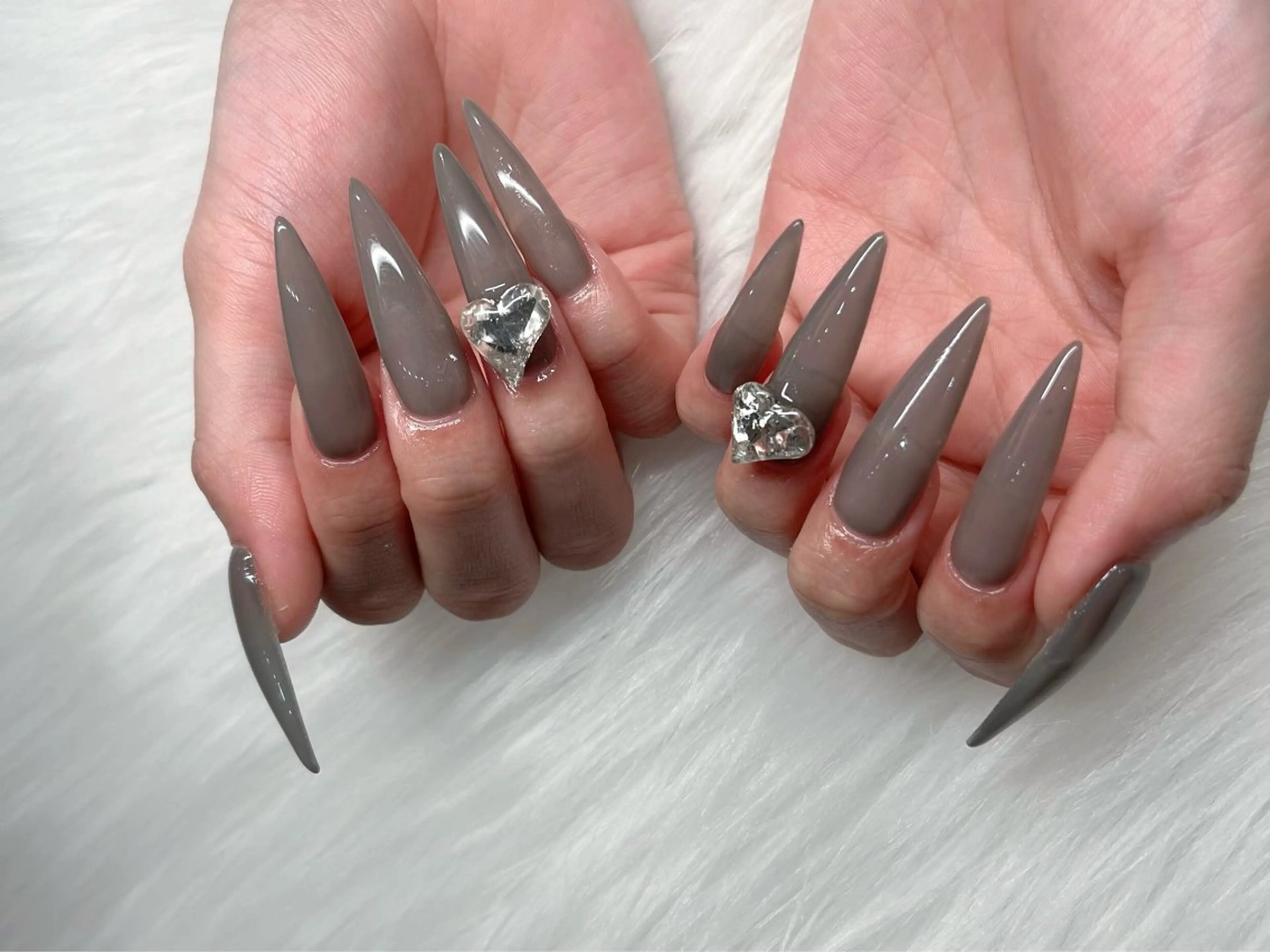 ネイル オーロラネイル フレンチネイル ガラスフレンチ ロングネイル マグネットネイル XIMINANAIL SALON堀江店のネイルデザイン