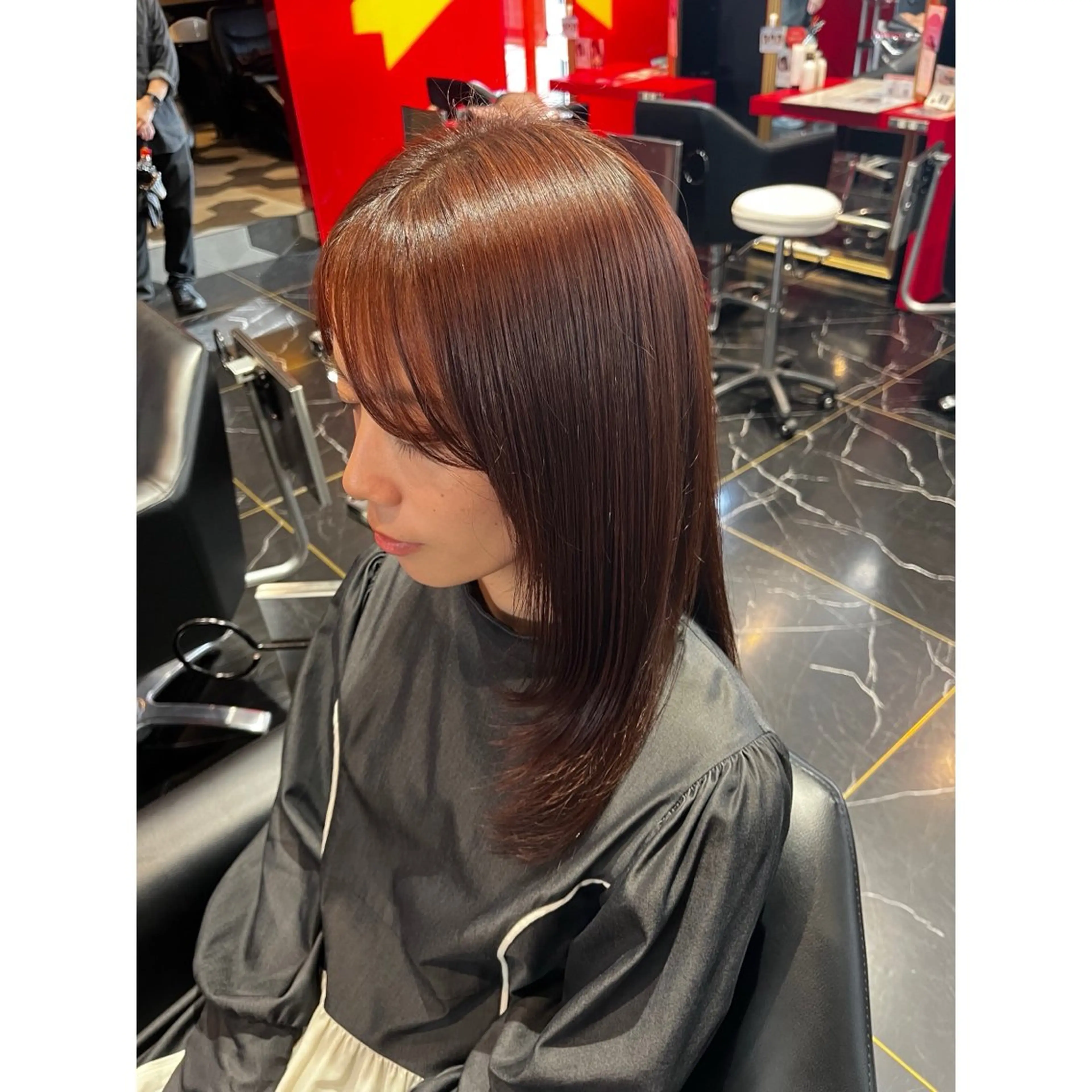 セミロング カラー NYNY🗽💕 ayameのヘアスタイル