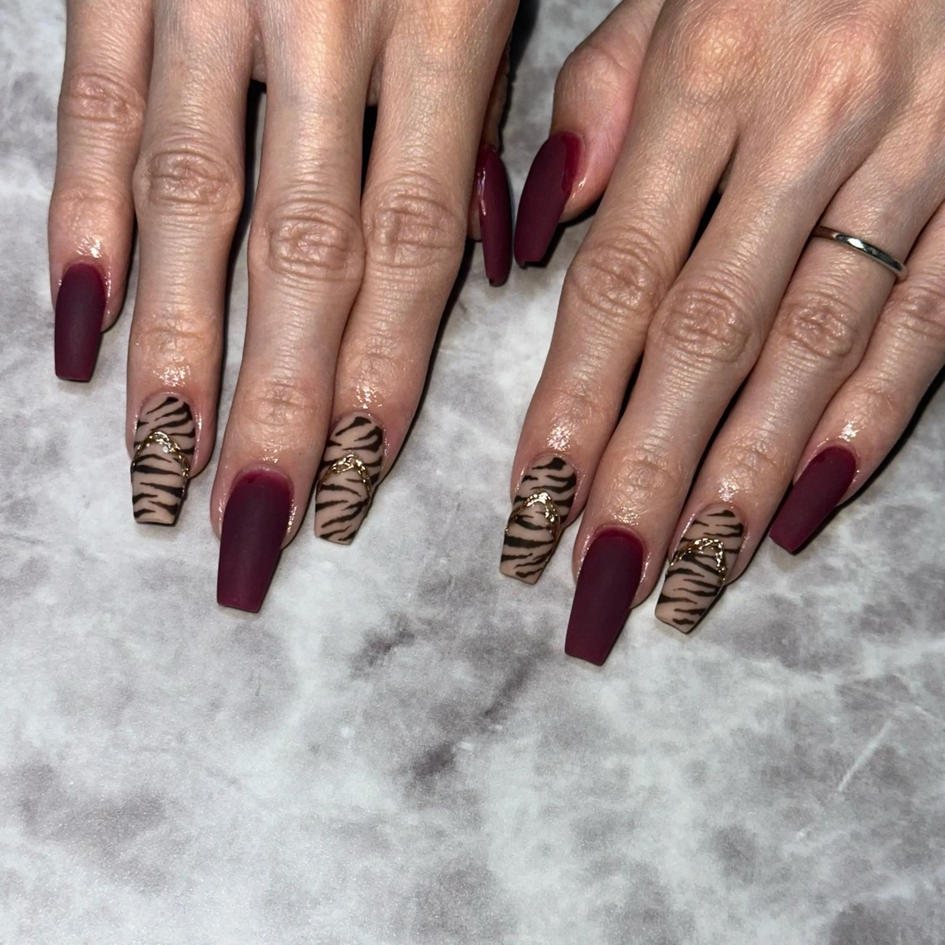 セミロング BeautySalonKREI所属・KREI NORIKAのネイルデザイン